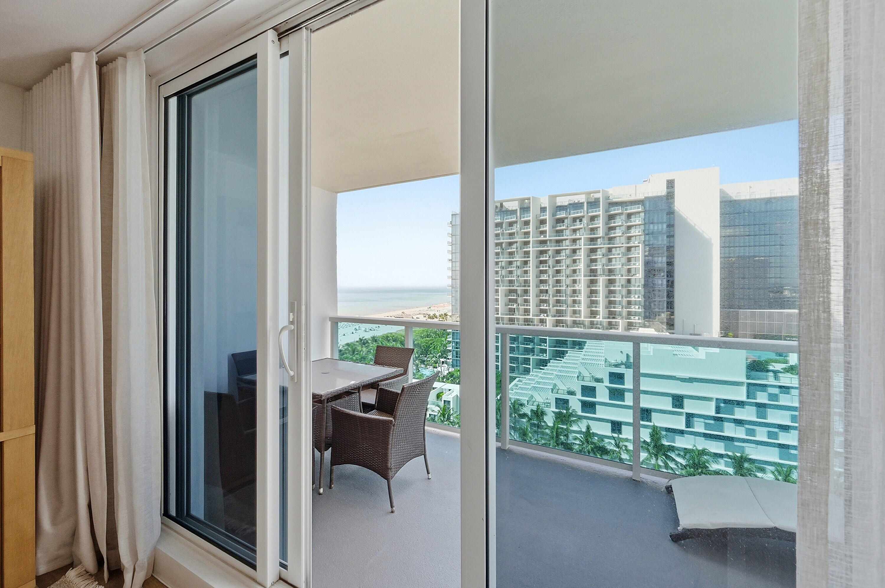 RONEY PALACE CONDO - Residential