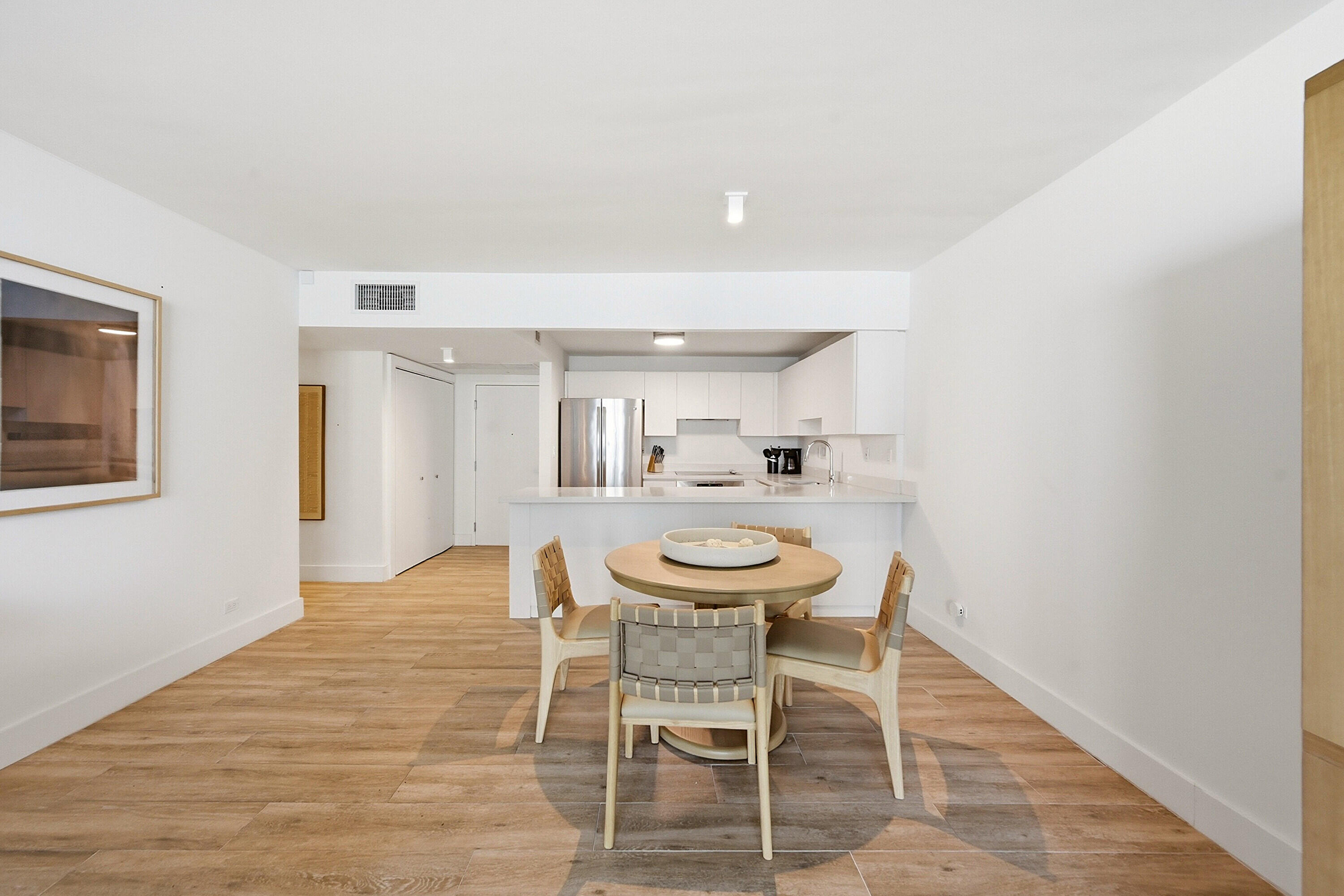 RONEY PALACE CONDO - Residential