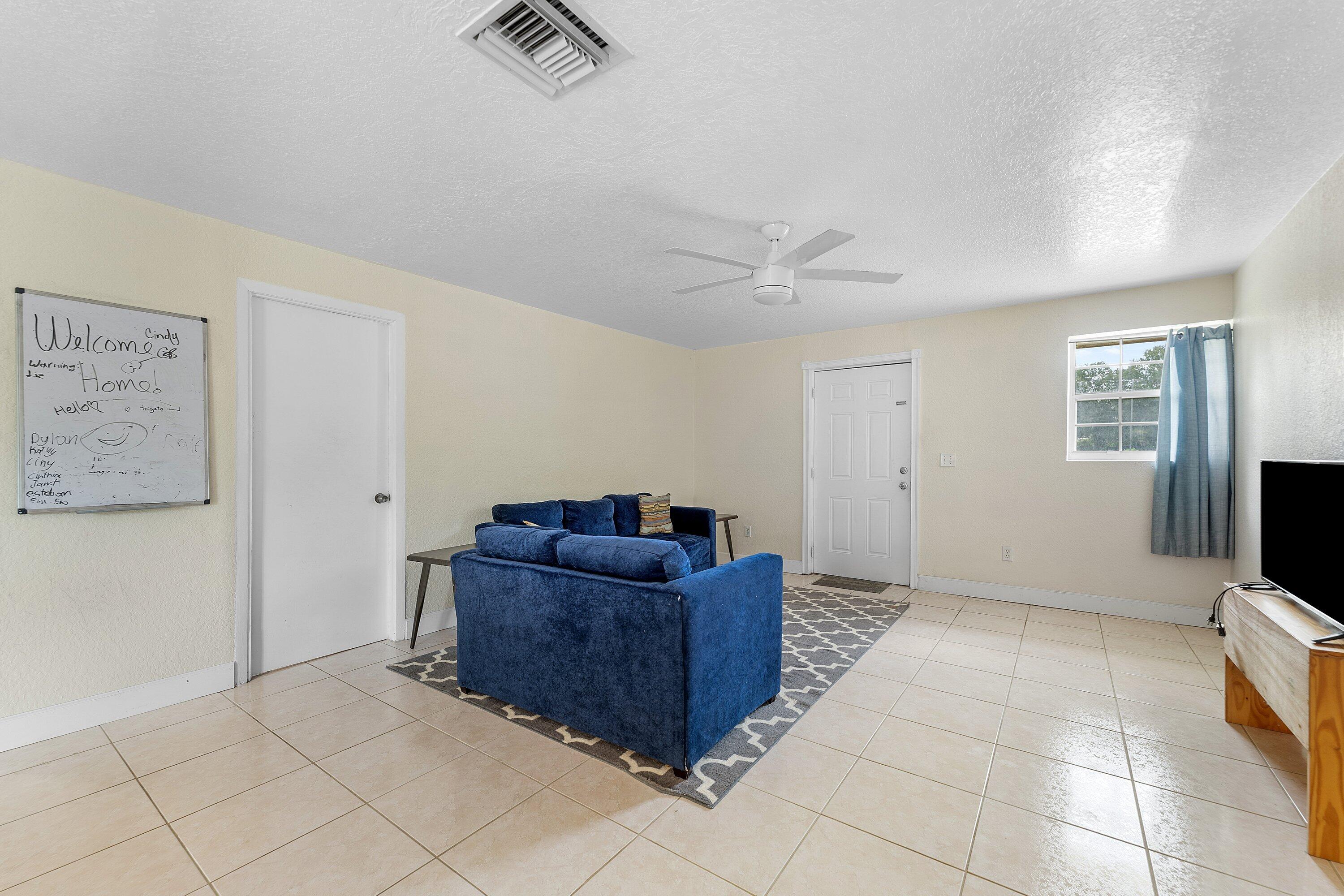 PALM BEACH FARMS CO 3 - Residential