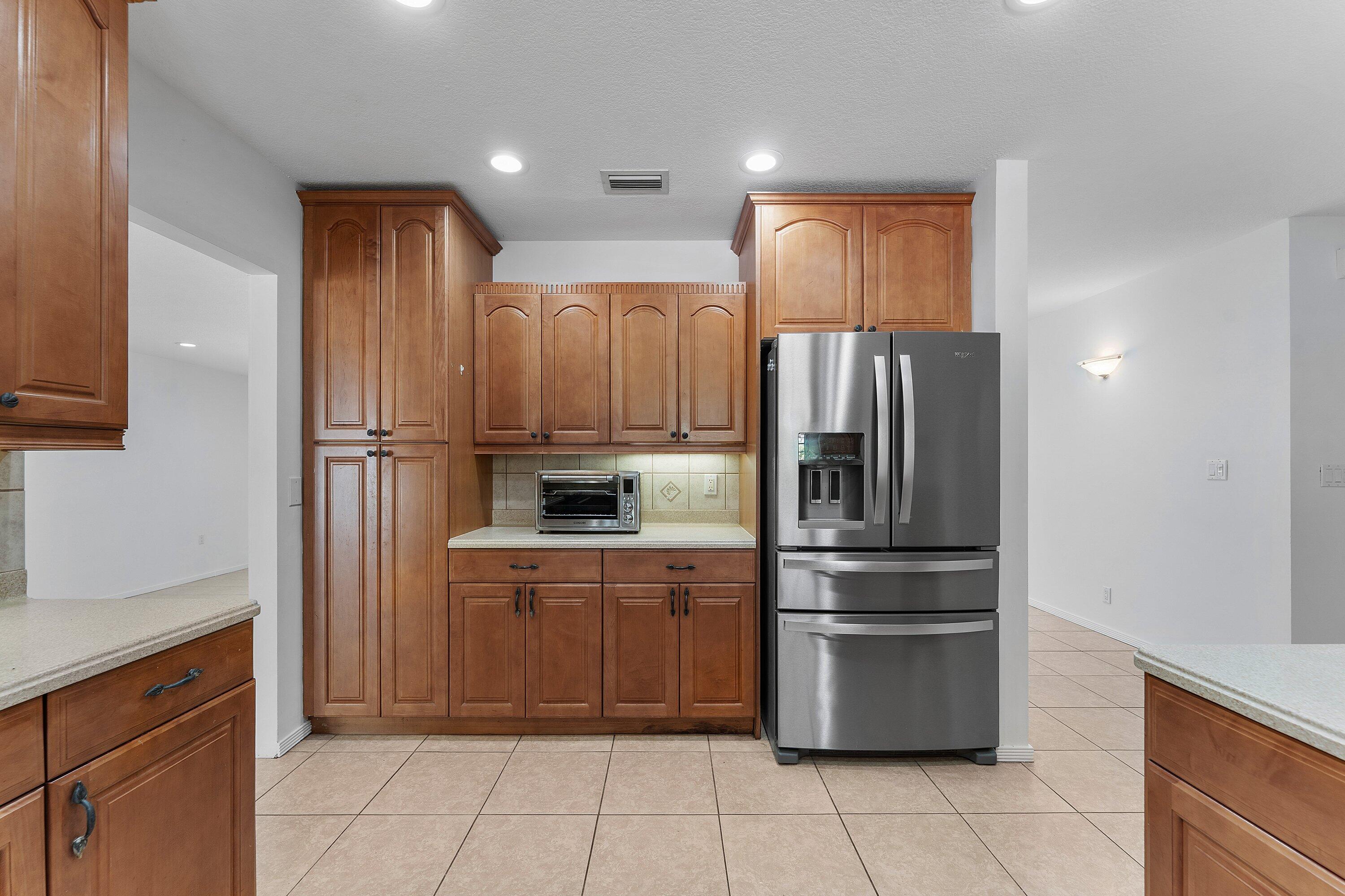 PALM BEACH FARMS CO 3 - Residential