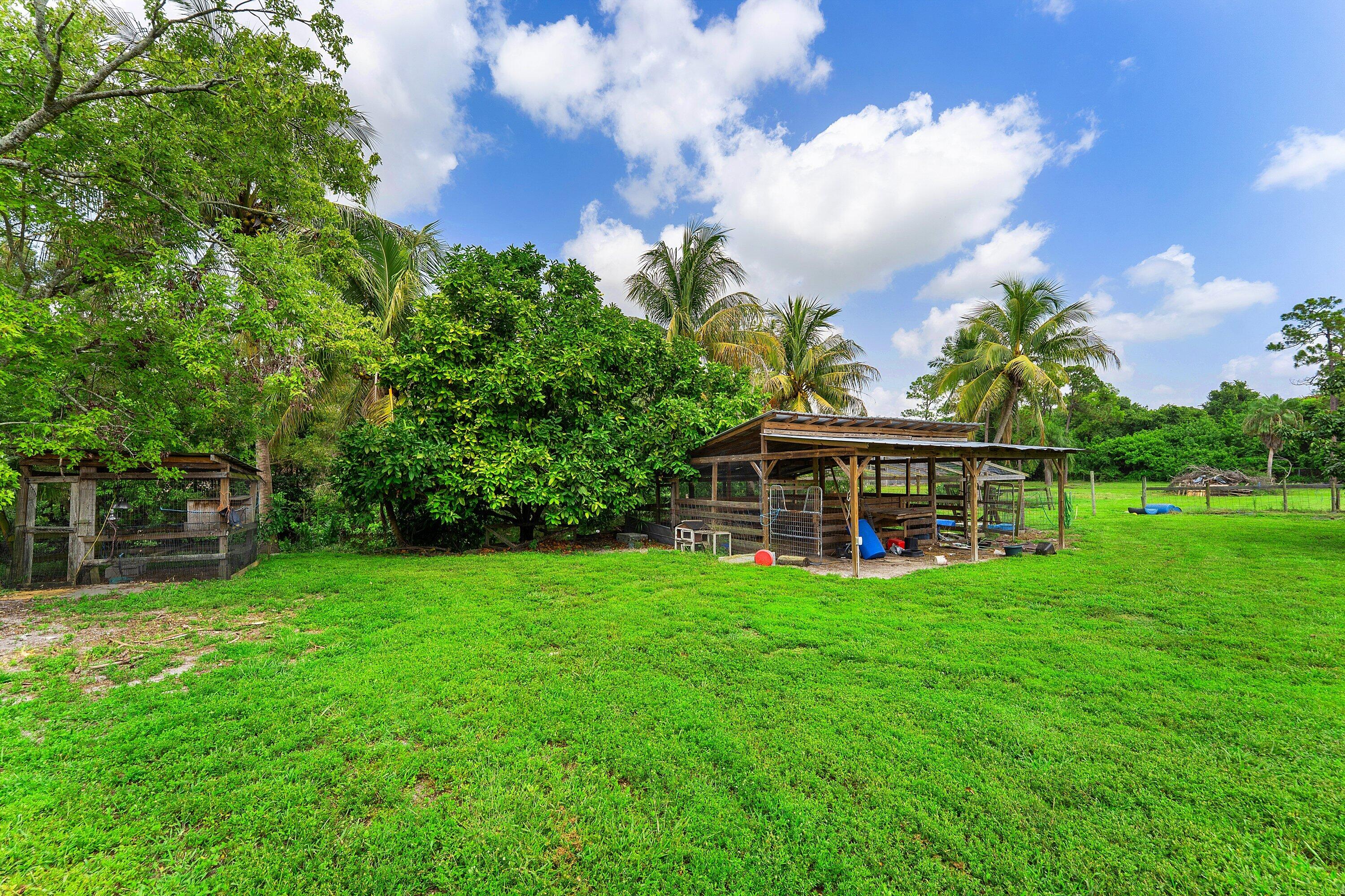 PALM BEACH FARMS CO 3 - Residential