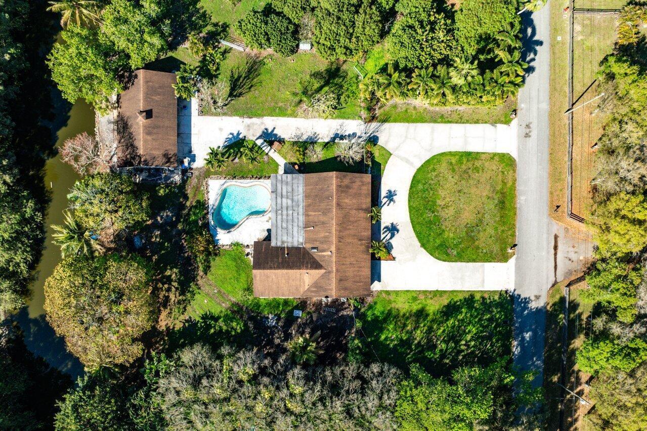 PALM BEACH FARMS CO 3 - Residential