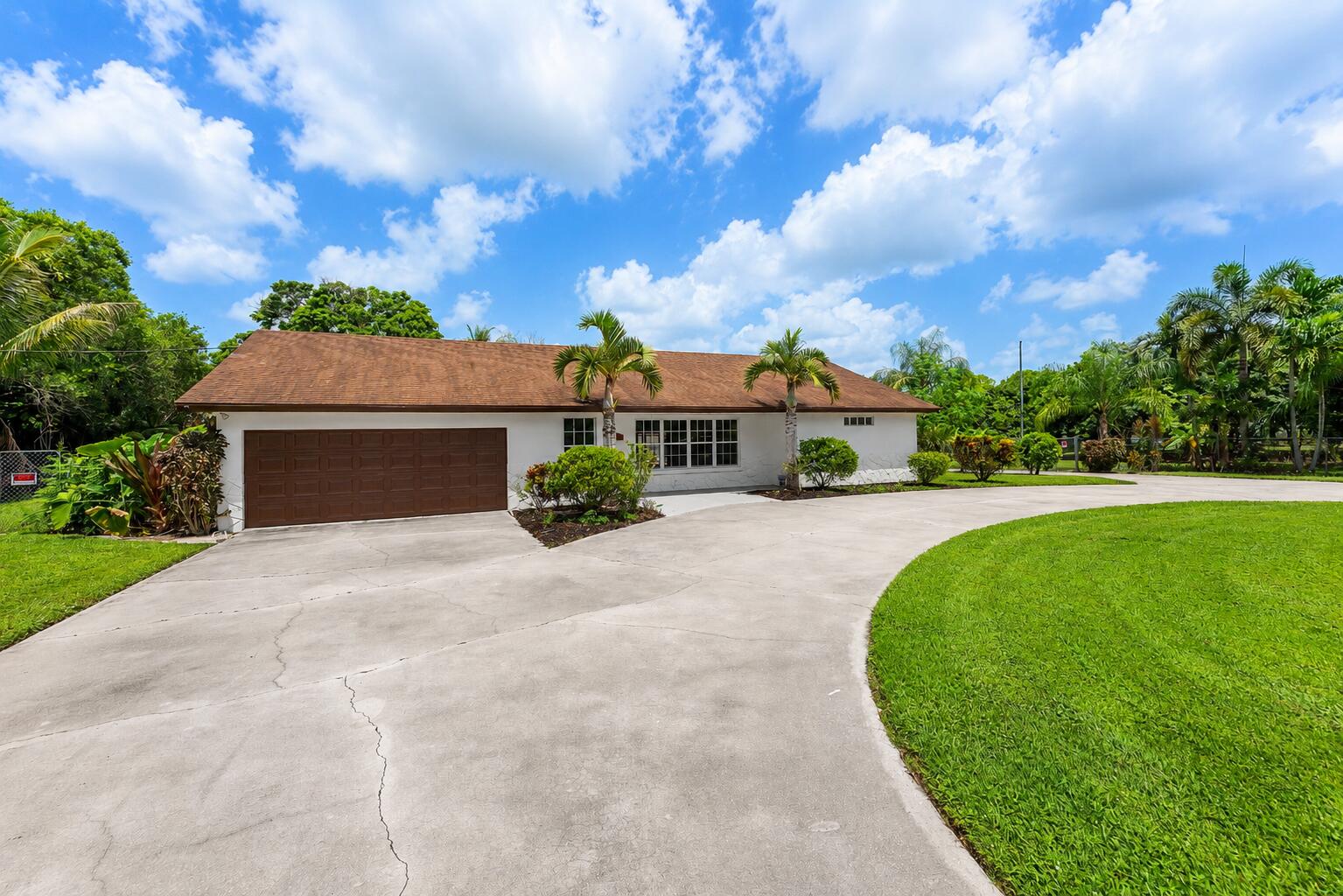 PALM BEACH FARMS CO 3 - Residential
