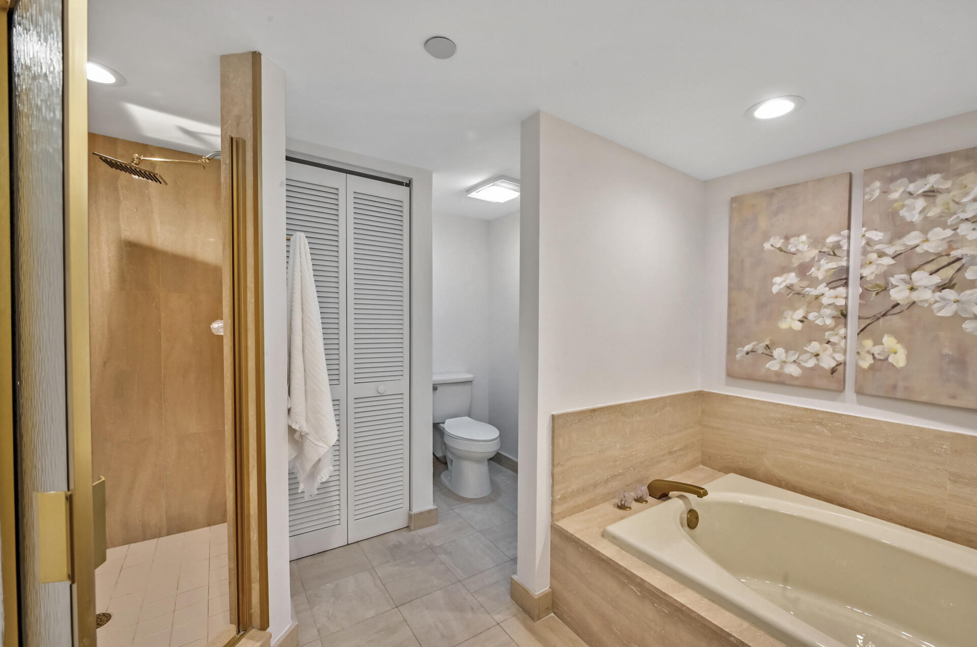 SEA RANCH CLUB OF BOCA III CONDO - Residential Lease