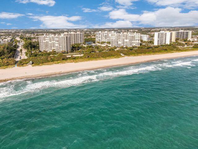 SEA RANCH CLUB OF BOCA III CONDO - Residential Lease