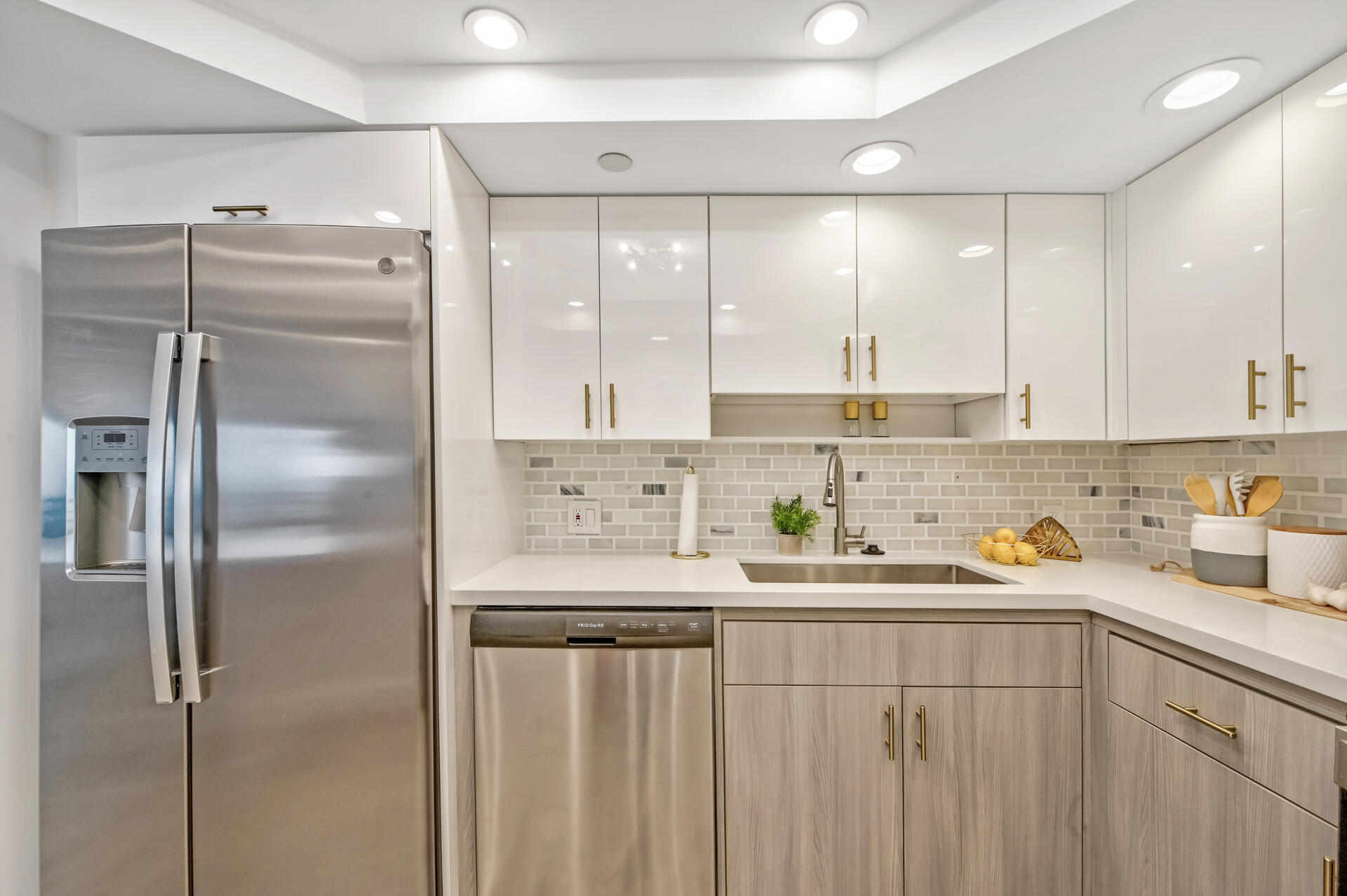 SEA RANCH CLUB OF BOCA III CONDO - Residential Lease