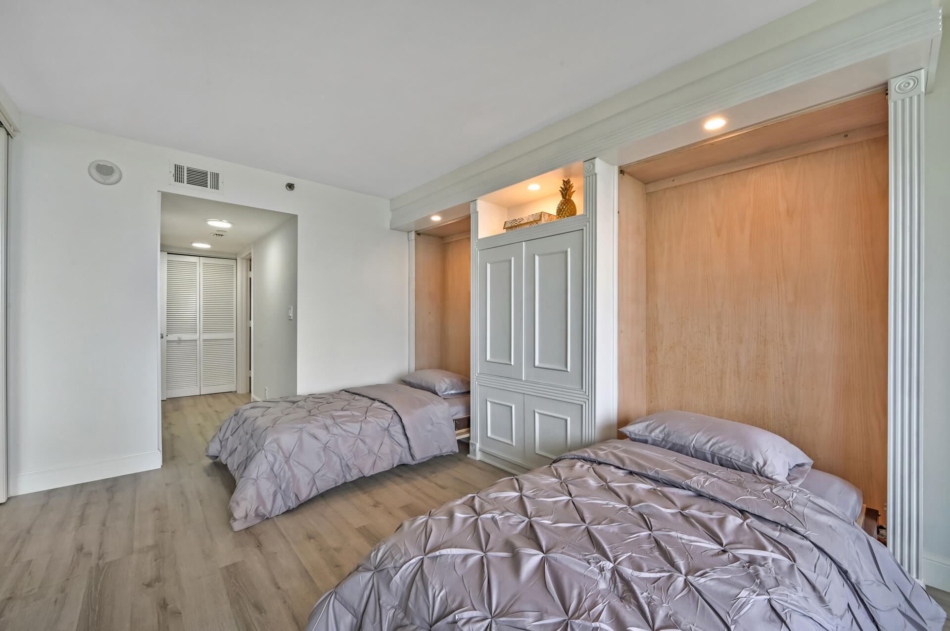 SEA RANCH CLUB OF BOCA III CONDO - Residential Lease