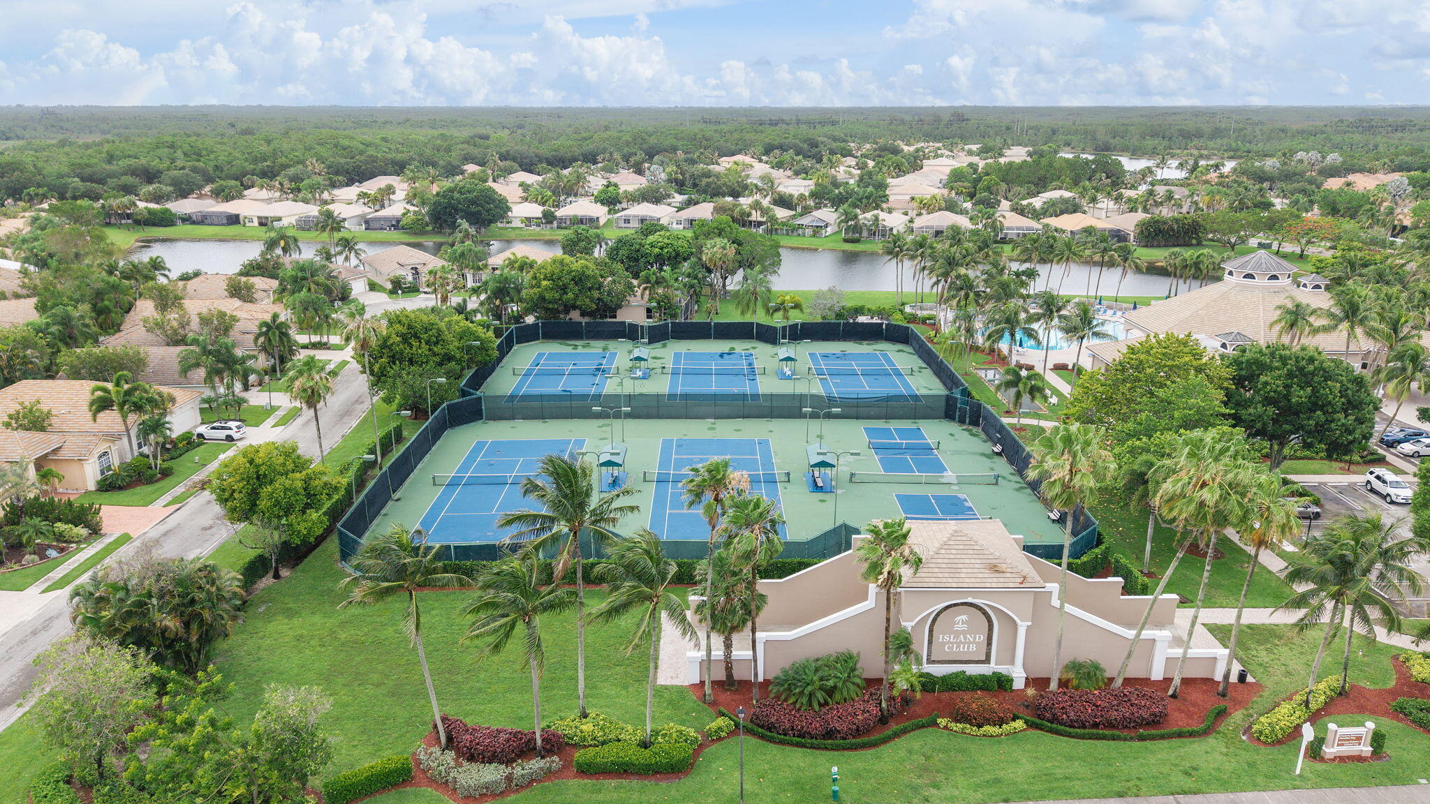 ANDROS ISLE PAR F - Residential