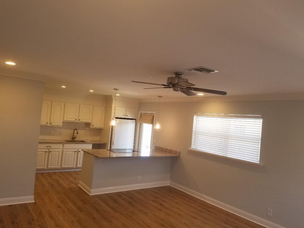 Lighthouse View Condo - Residential