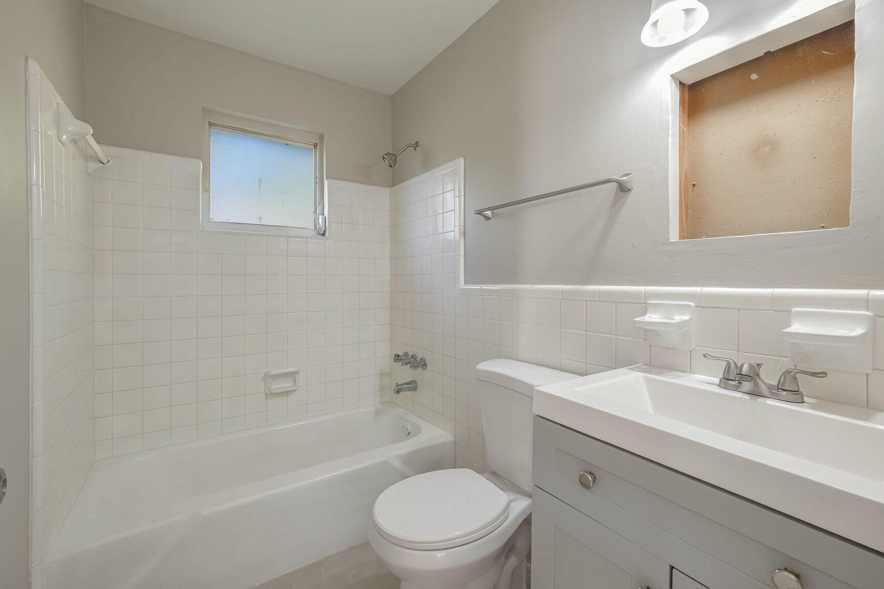 SILVER LAKE PARK ADDITION - Residential Lease