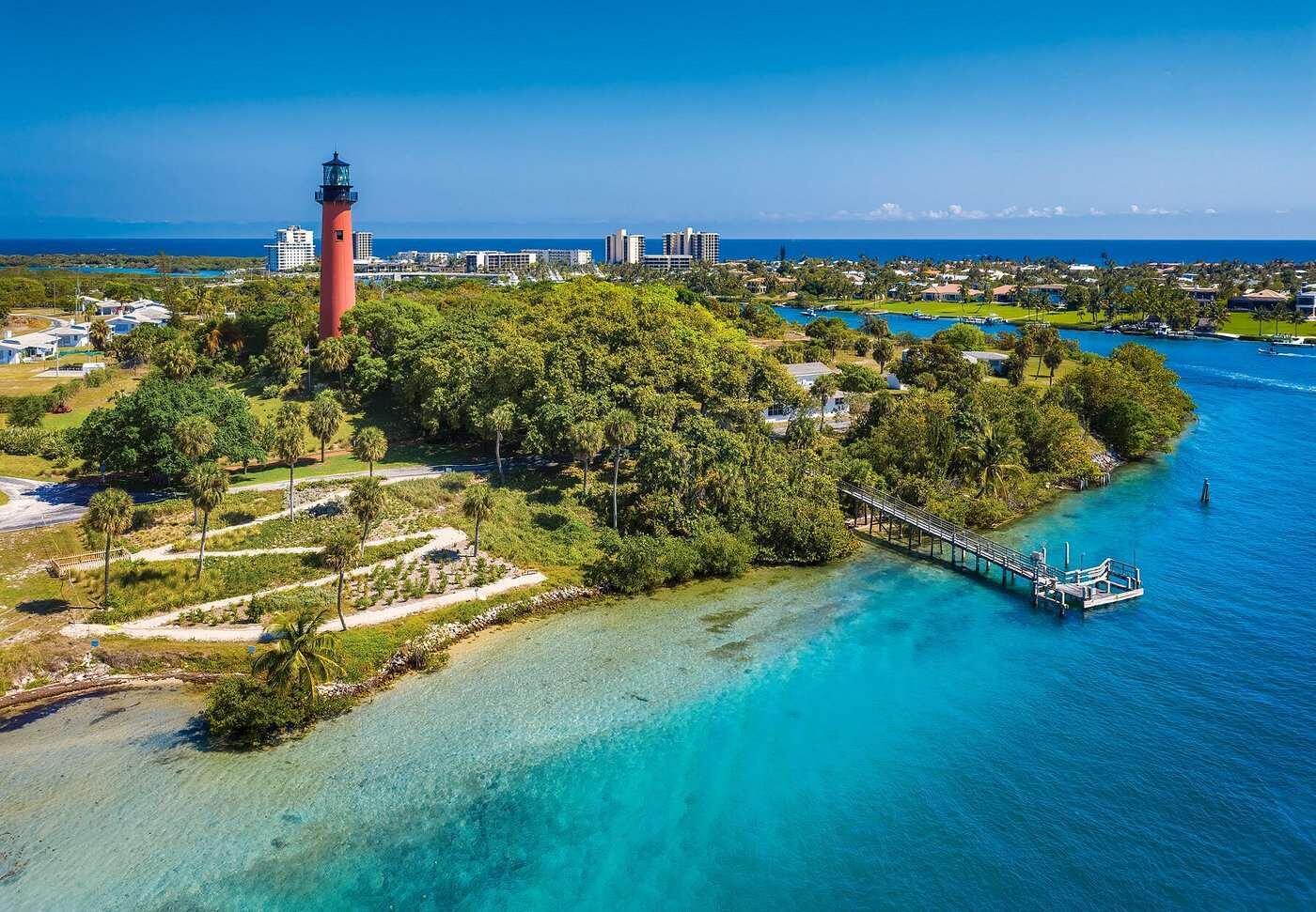 RIO VISTA OF ISLAND SHORES - Residential