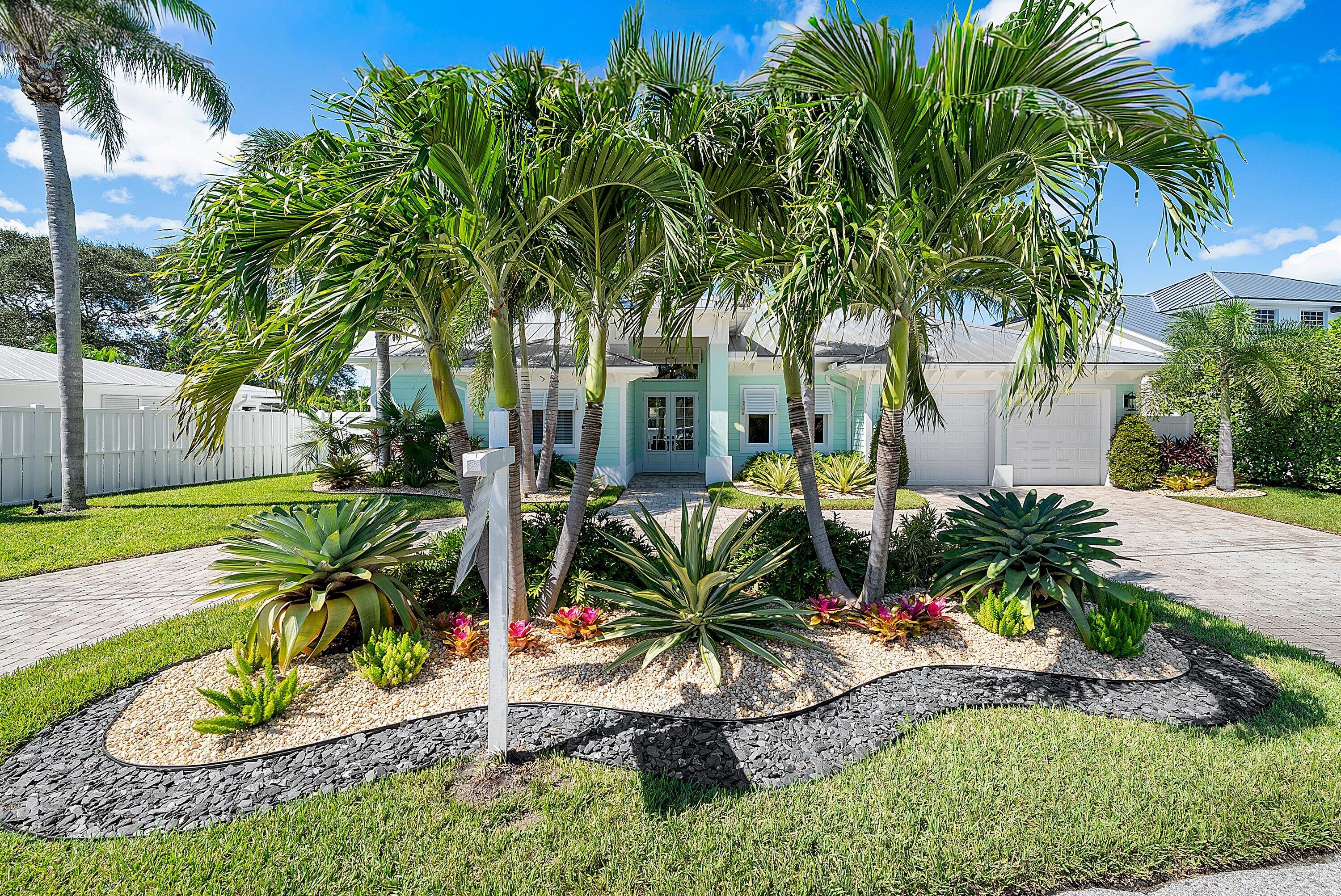 RIO VISTA OF ISLAND SHORES - Residential
