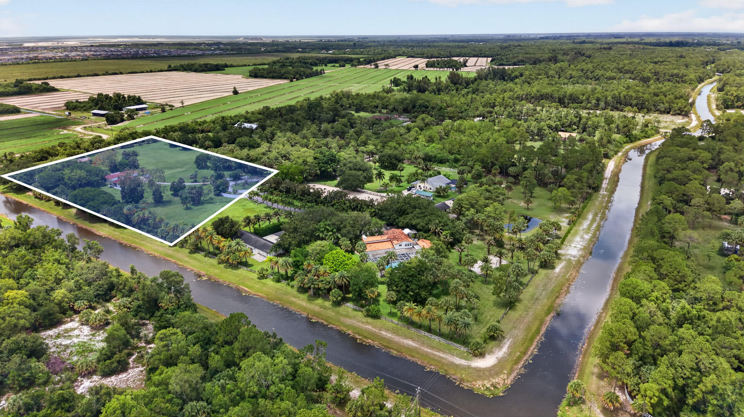 FOX TRAIL - Residential