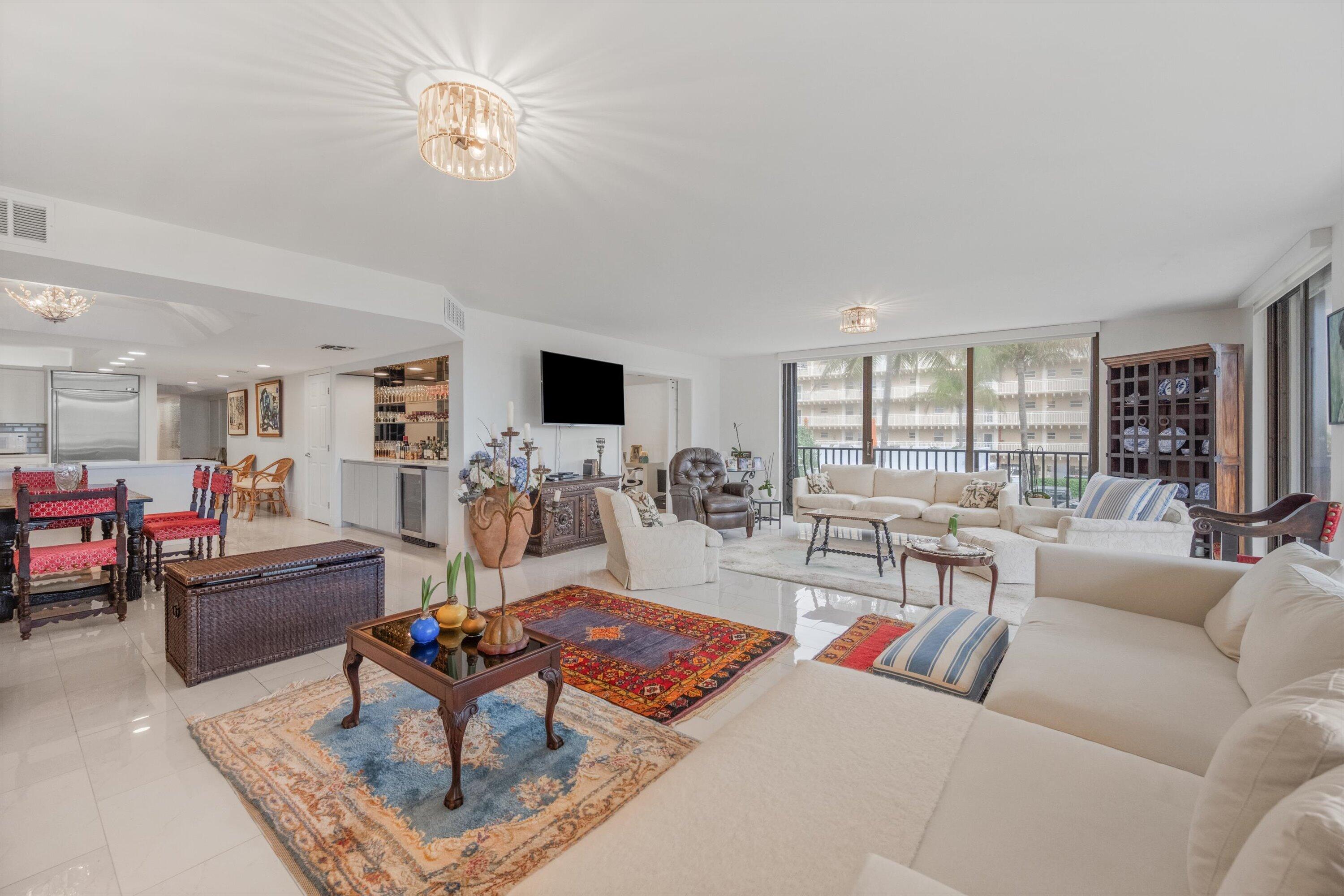 LA PENSEE CONDO - Residential