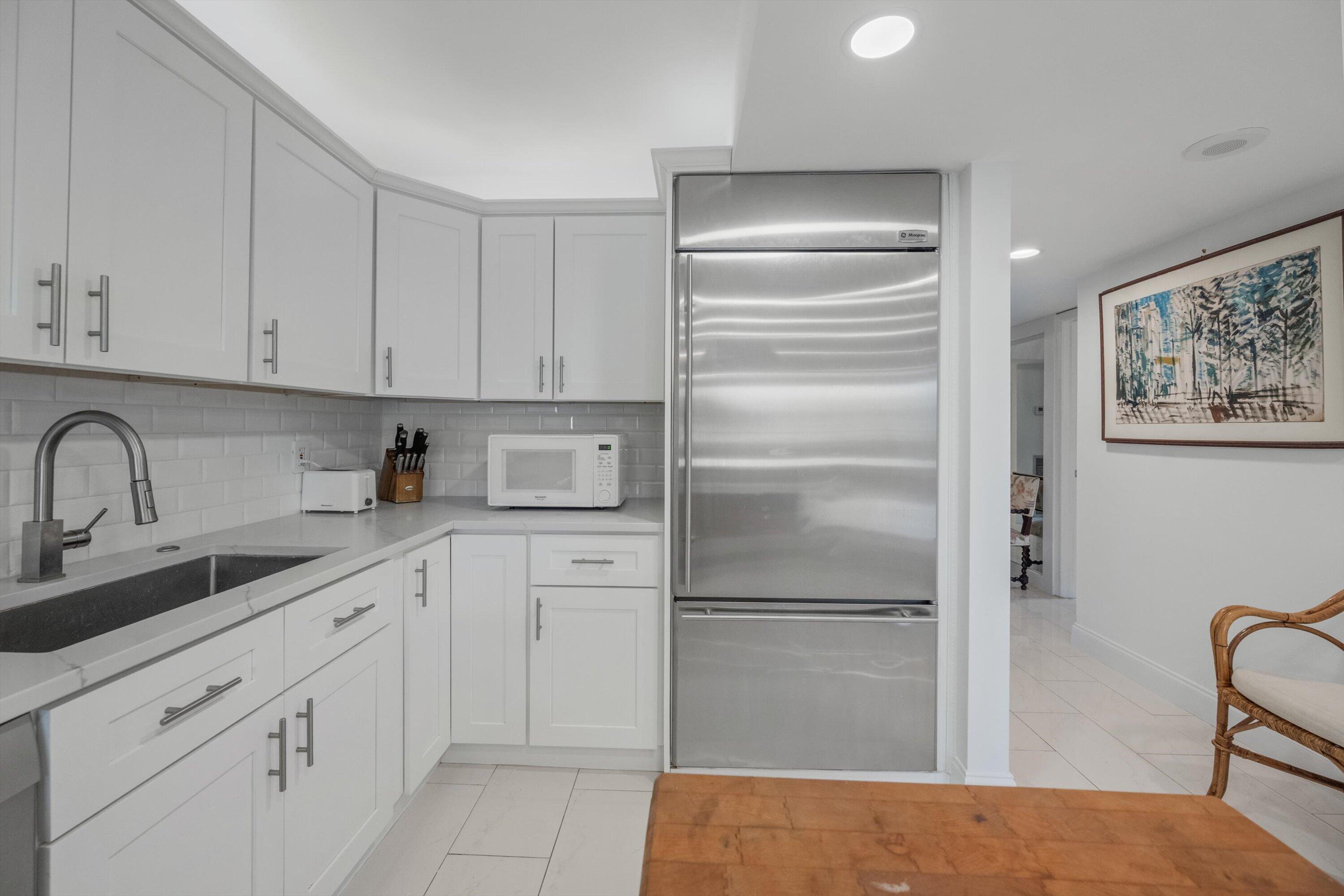 LA PENSEE CONDO - Residential