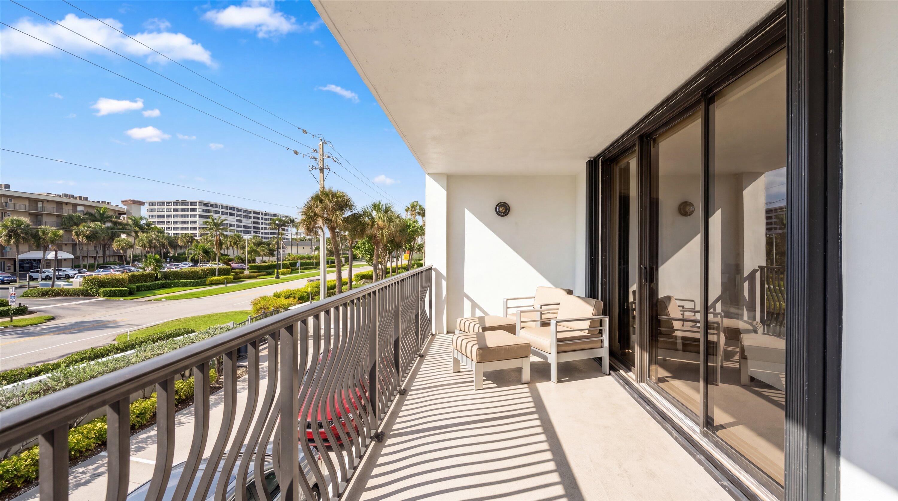 LA PENSEE CONDO - Residential