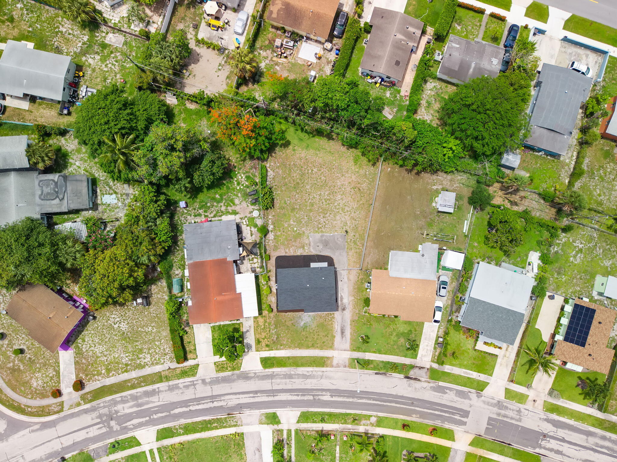 ROOSEVELT ESTATES - Residential