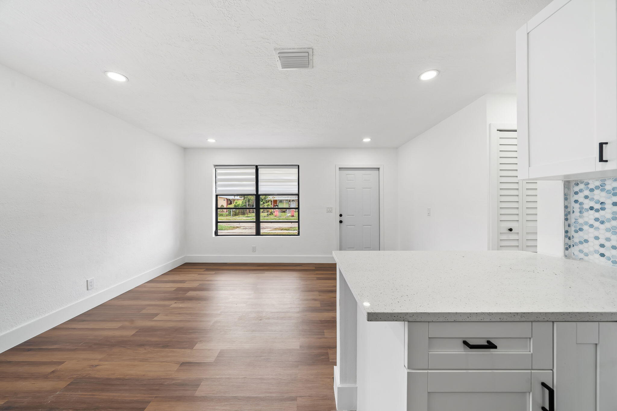 ROOSEVELT ESTATES - Residential