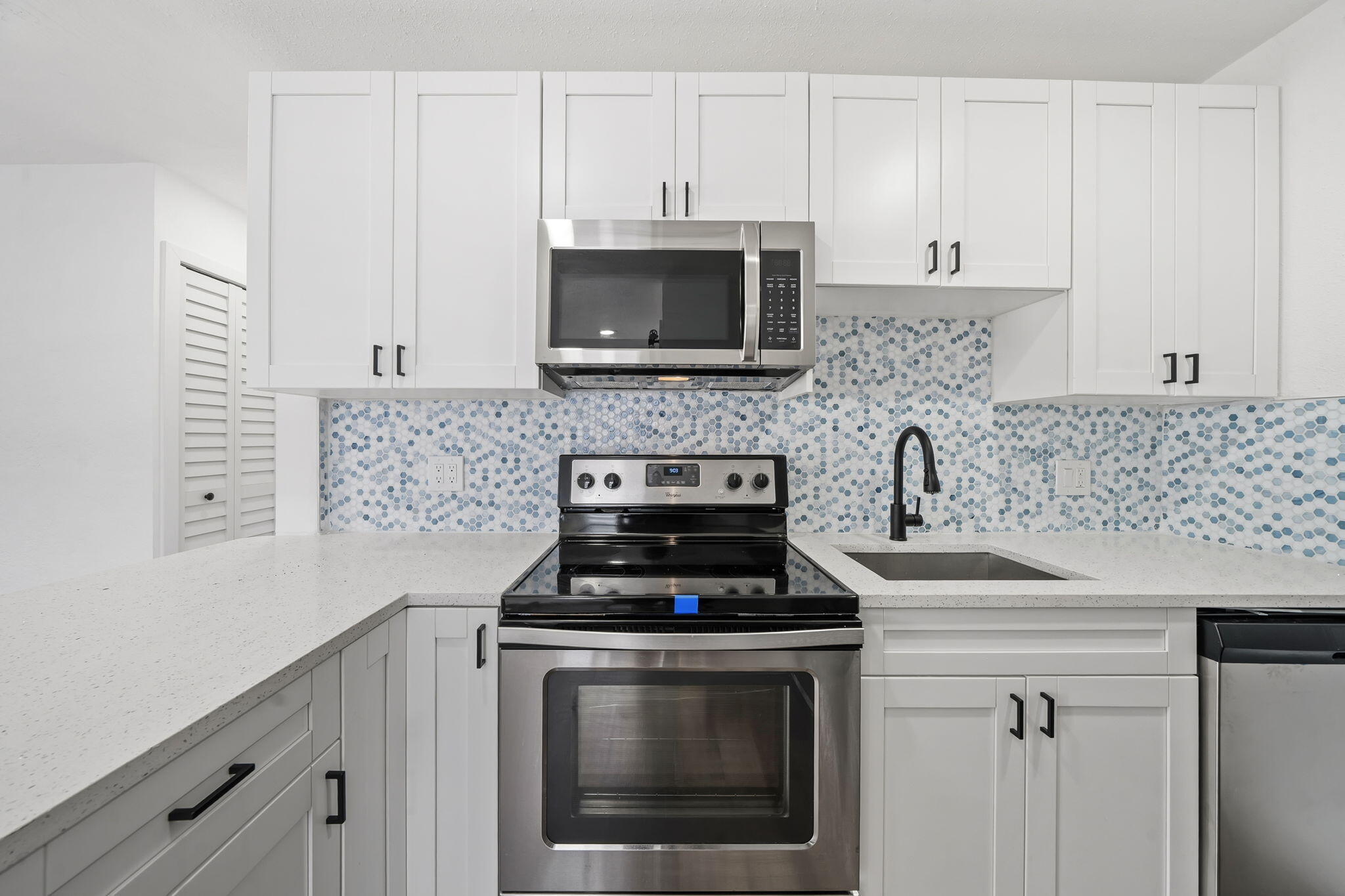 ROOSEVELT ESTATES - Residential