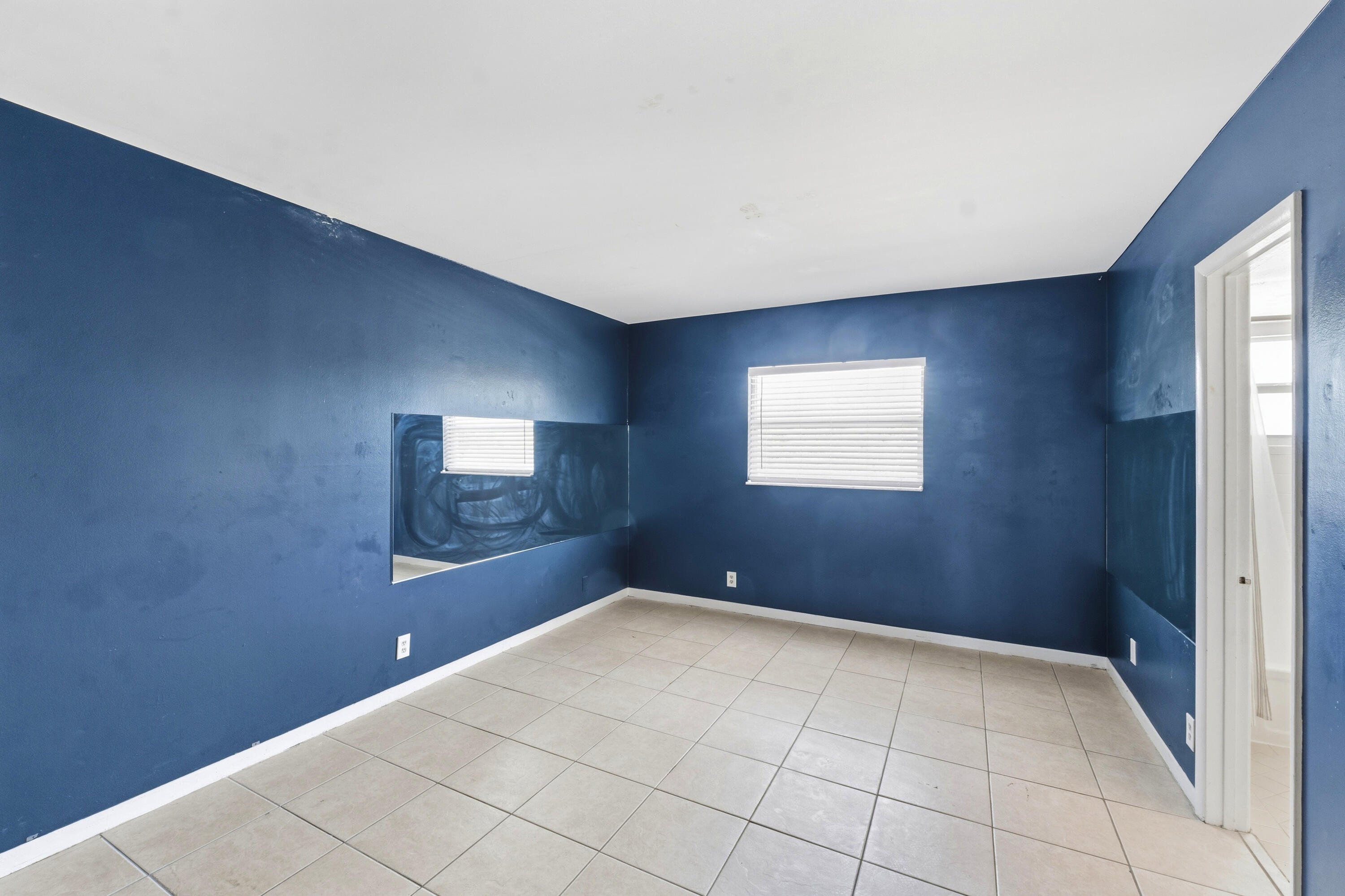 WISTERIA COURT CONDO - Residential