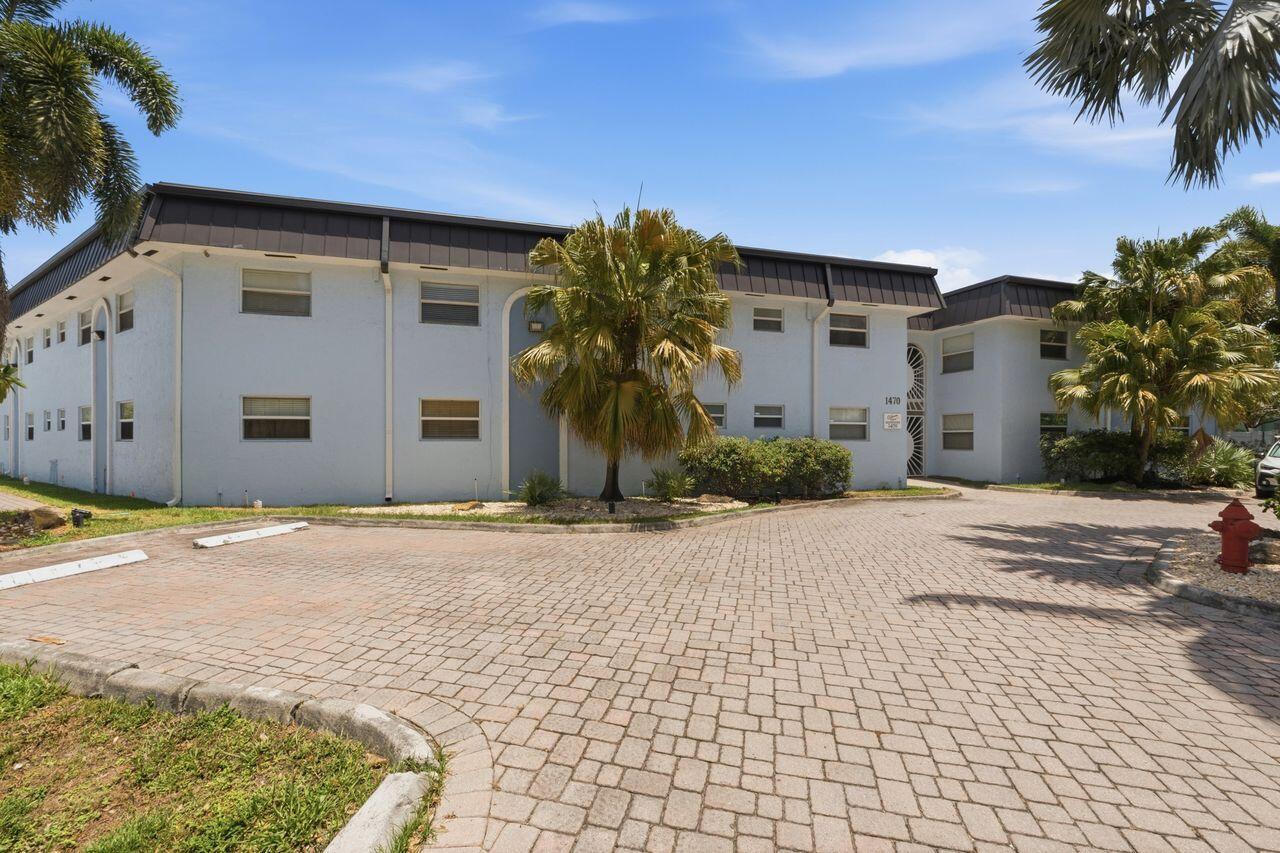 WISTERIA COURT CONDO - Residential