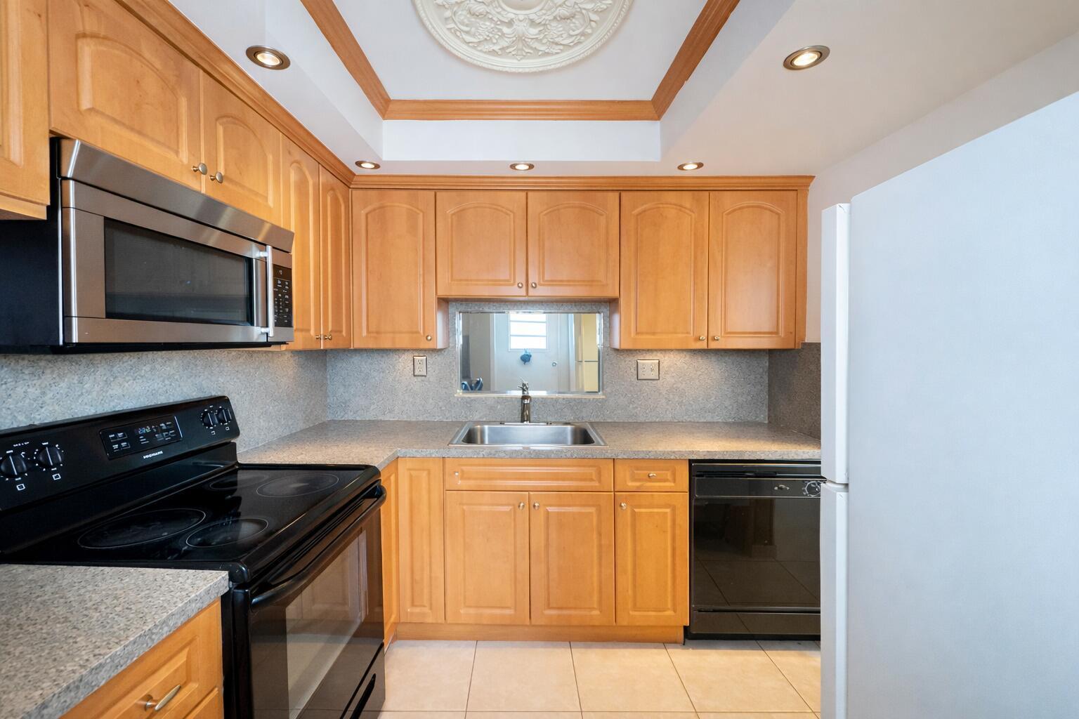 DAHLIA GARDENS CONDO - Residential Lease