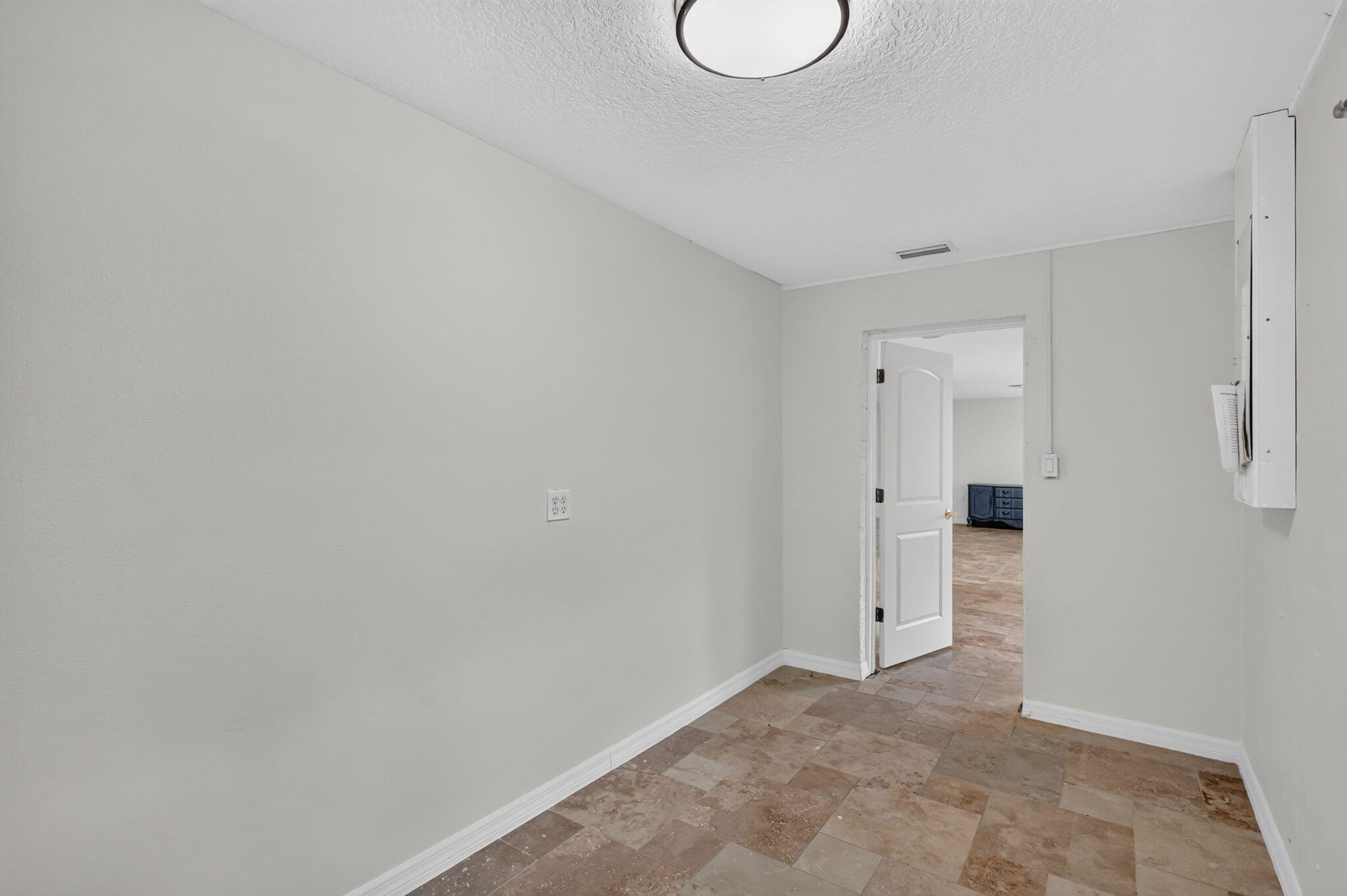 MALALUKA GARDENS - Residential Lease