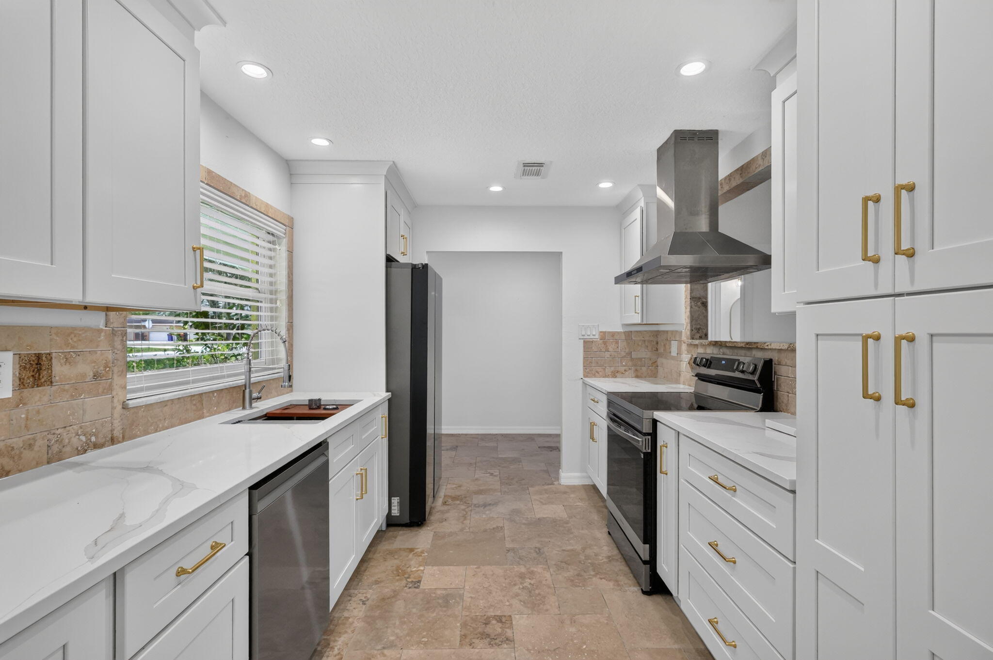 MALALUKA GARDENS - Residential Lease