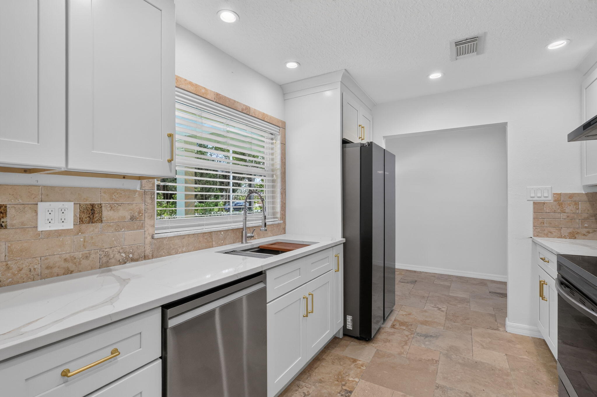 MALALUKA GARDENS - Residential Lease