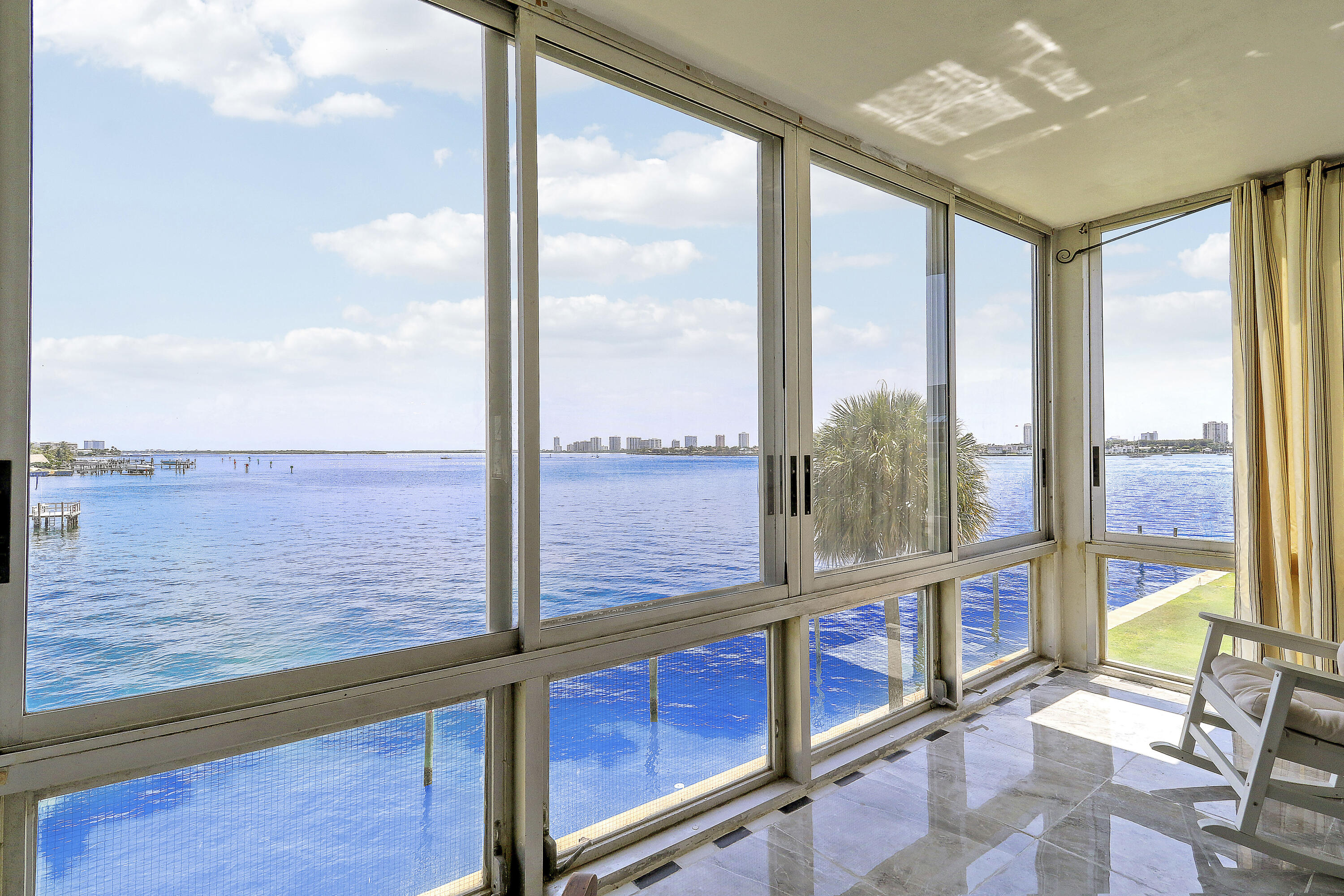 WILSHIRE WEST CONDOS - Residential Lease