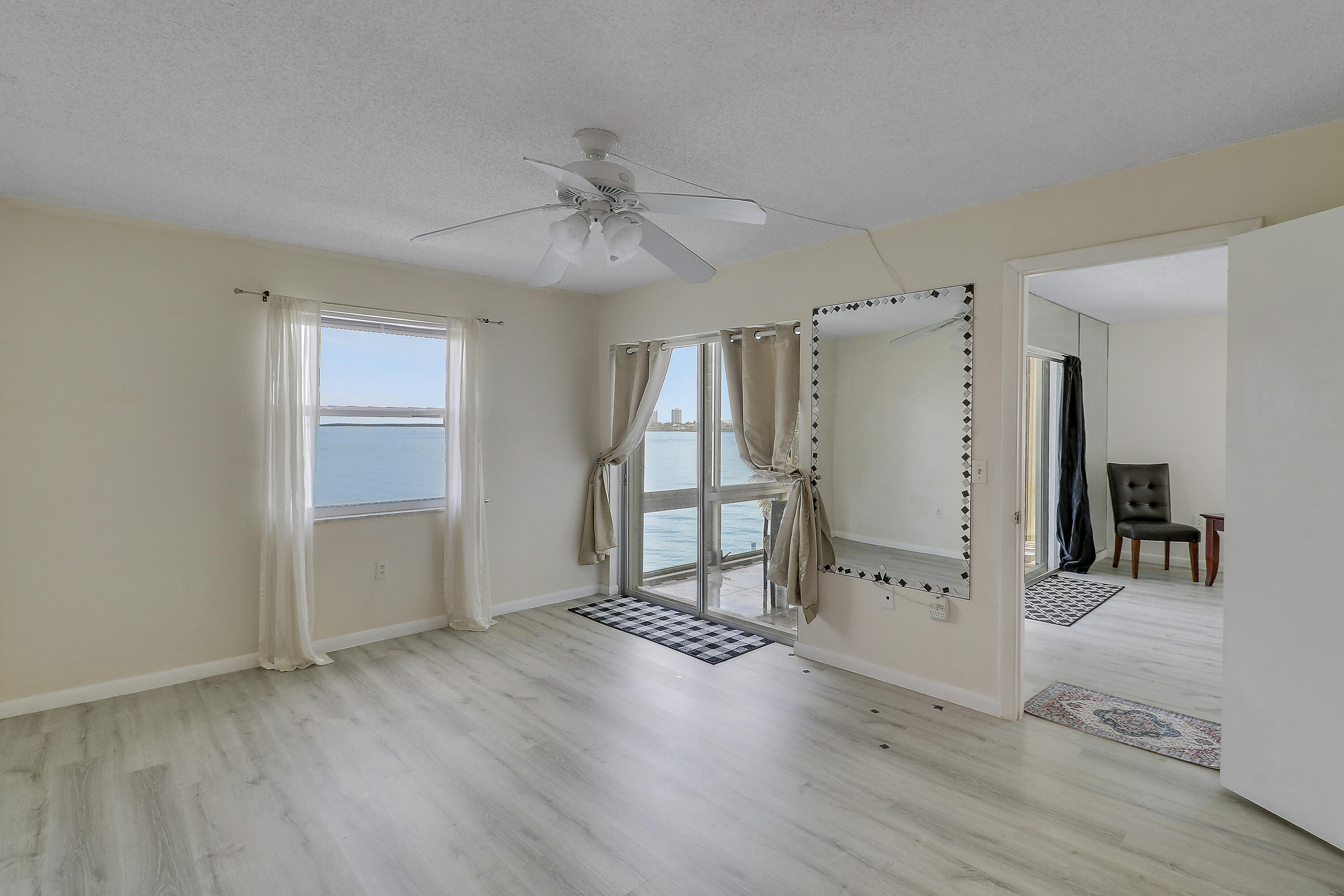 WILSHIRE WEST CONDOS - Residential Lease