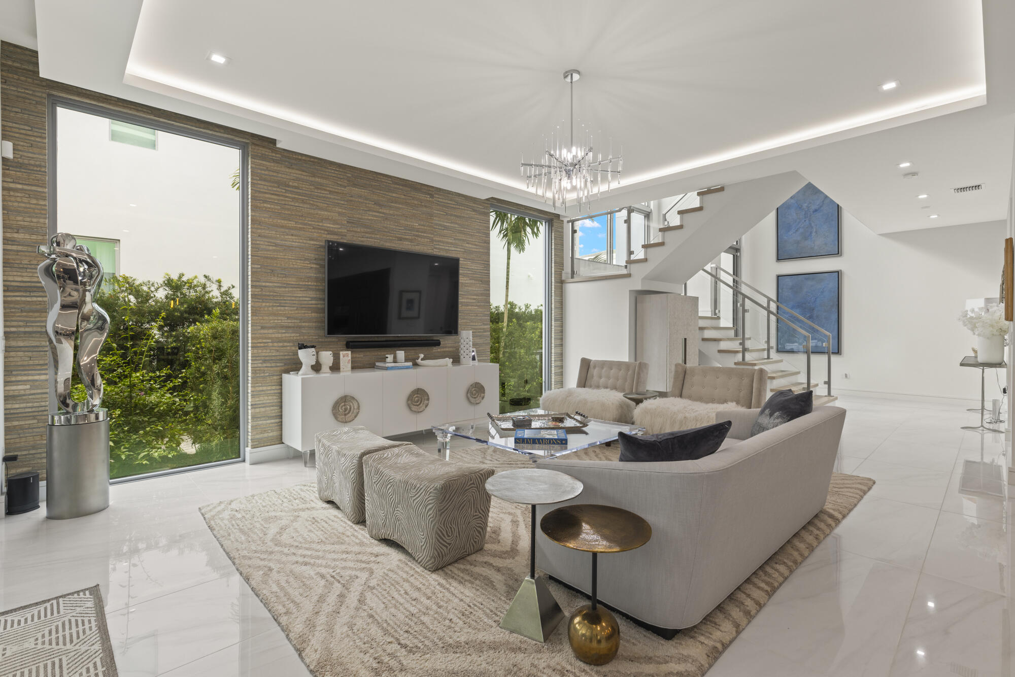 OCEAN ONE - Residential
