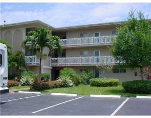 Updated convertible unit in a 55+ community.  This unit has bamboo and ceramic tile floors, updated kitchen and bathroom, new a/c in 2023.  Completely furnished except for personal items. PLEASE USE SIGNED OWNER DOCUMENTS ATTACHED TO THIS LISTING.