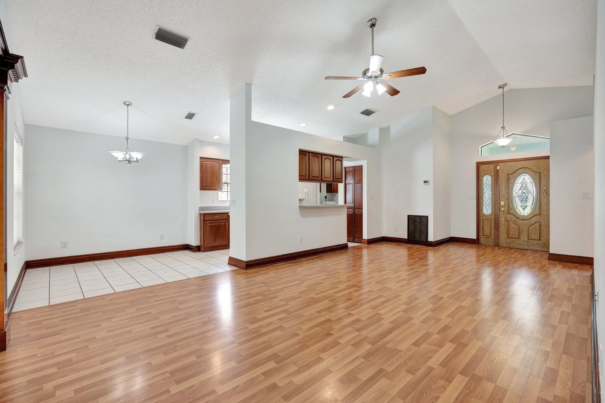 THE HEIGHTS OF NORTH PALM BEACH - Residential Lease