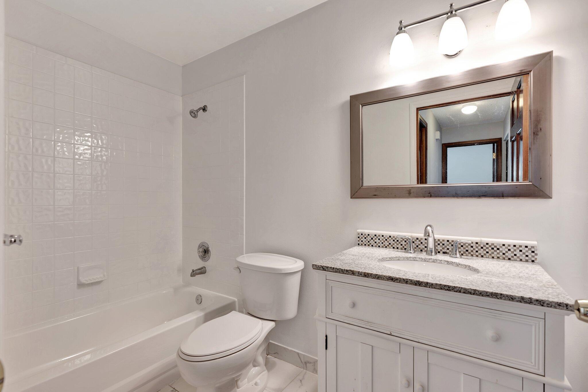 THE HEIGHTS OF NORTH PALM BEACH - Residential Lease