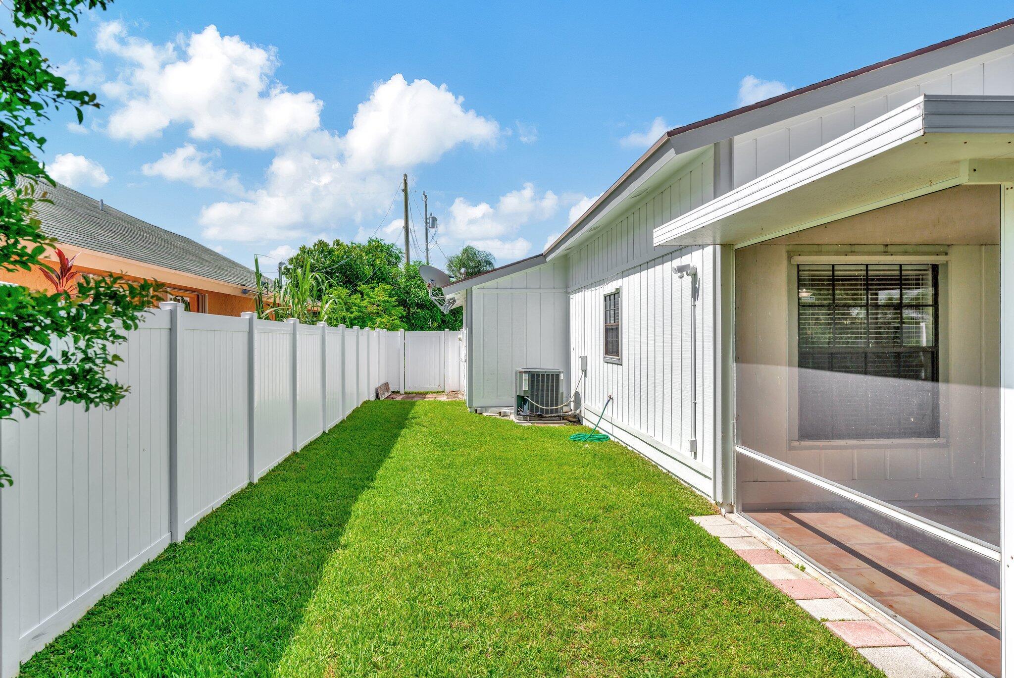 THE HEIGHTS OF NORTH PALM BEACH - Residential Lease