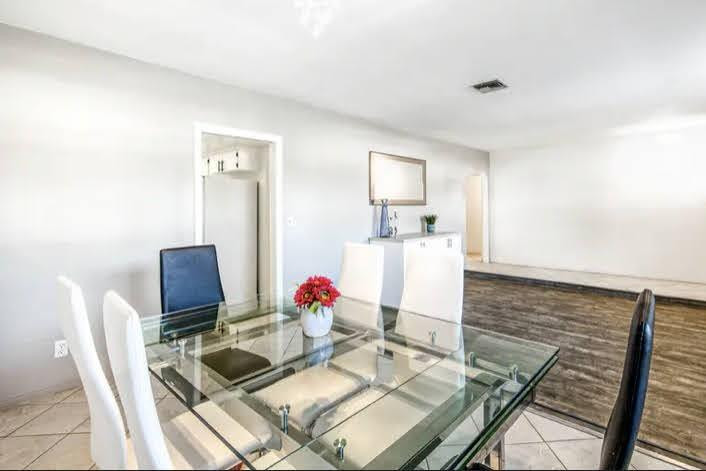HOLLYWOOD HILLS AMEN PLAT - Residential