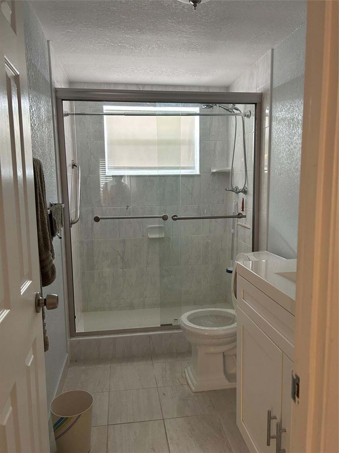 TOPAZ NORTH CONDO - Residential Lease
