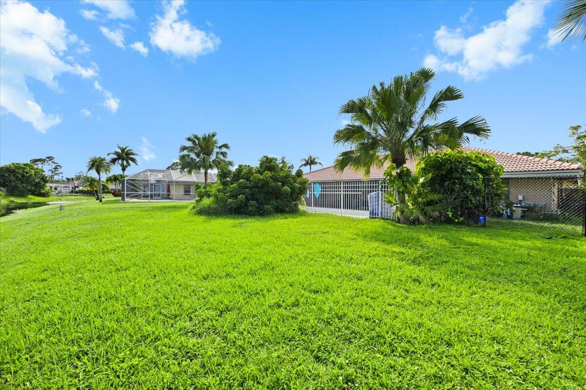 SUGAR POND MANOR OF WELLINGTON - Residential