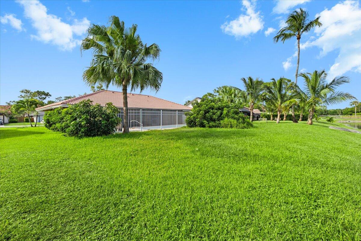 SUGAR POND MANOR OF WELLINGTON - Residential
