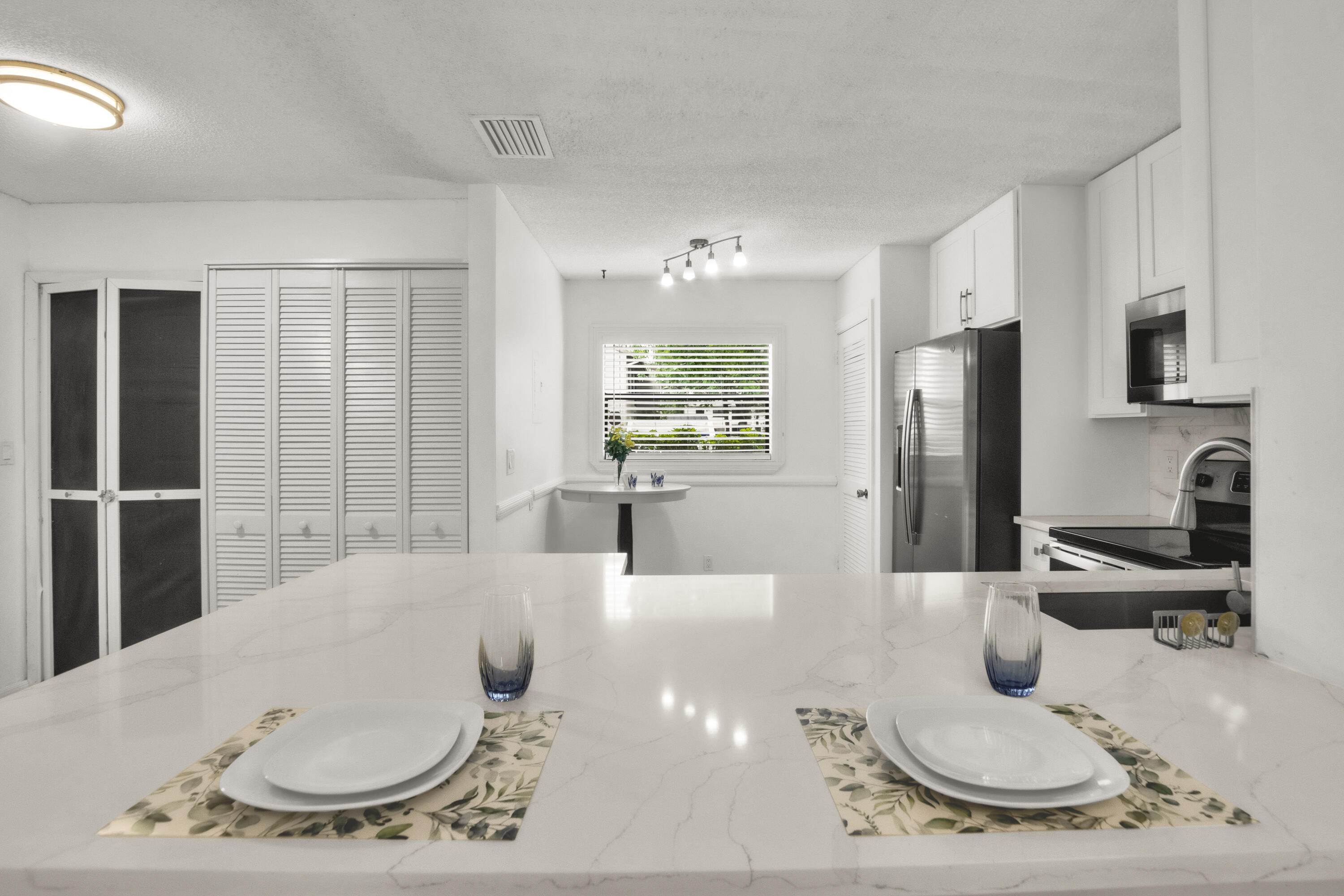 POND APPLE PLACE II CONDO - Residential