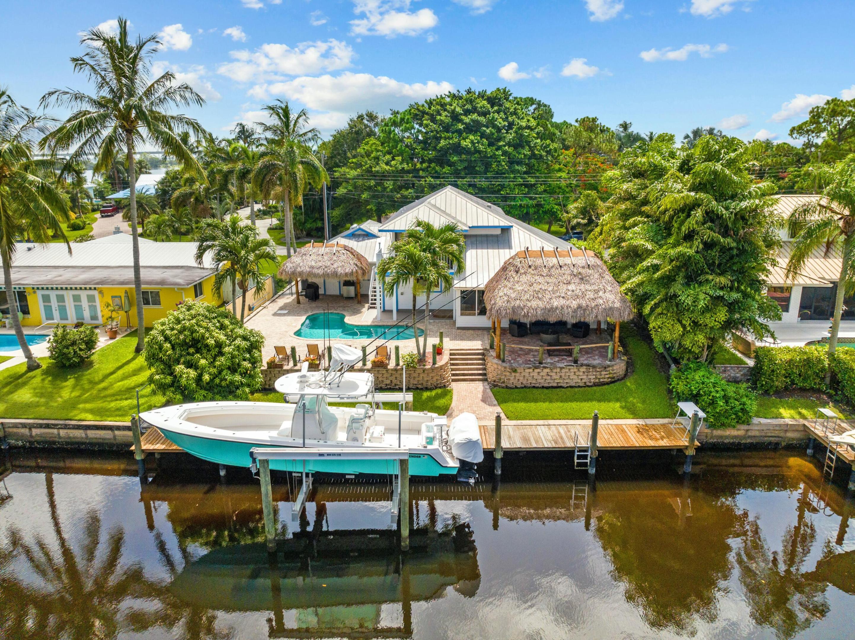 LIGHTHOUSE POINT - Residential