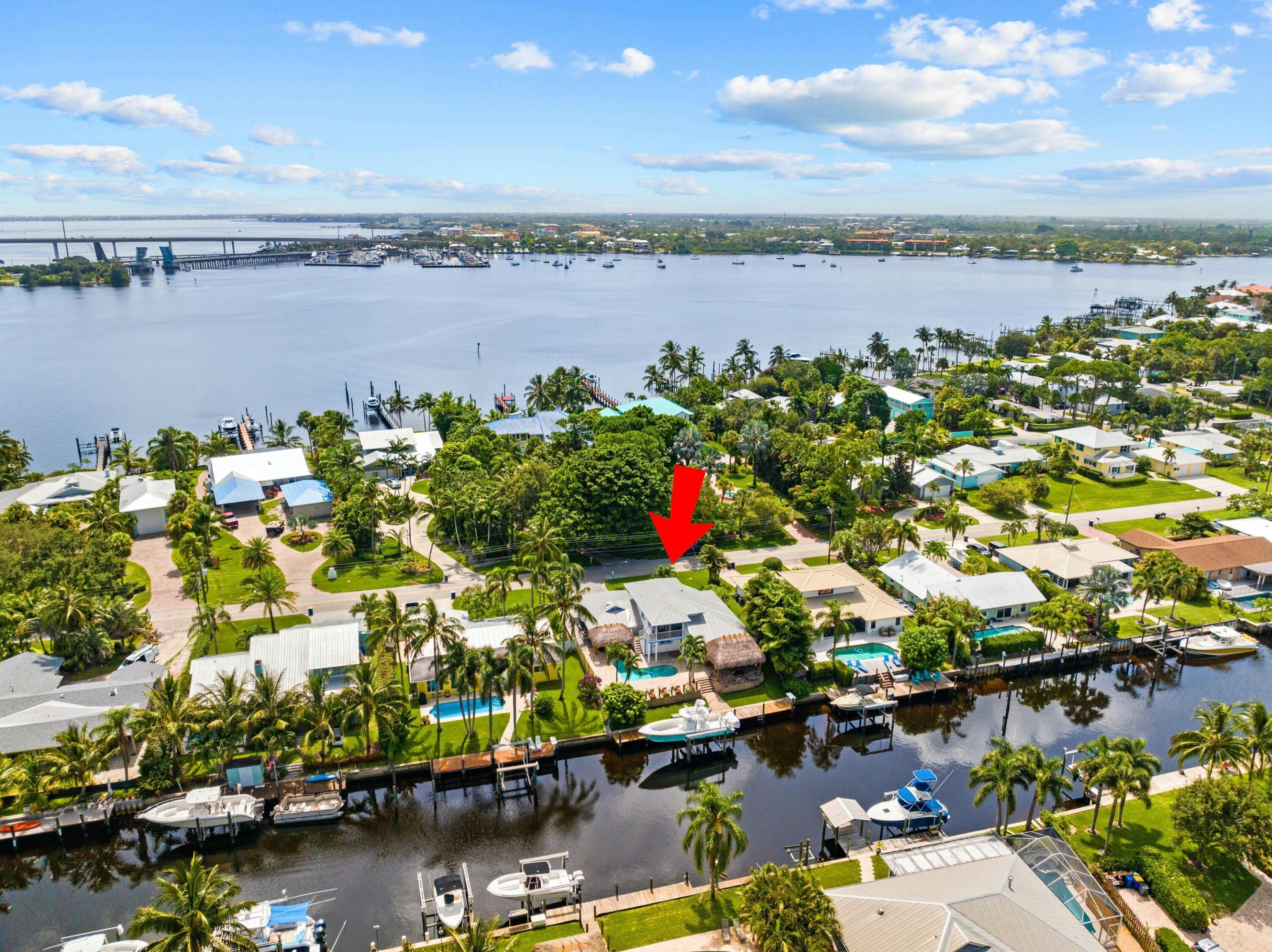LIGHTHOUSE POINT - Residential