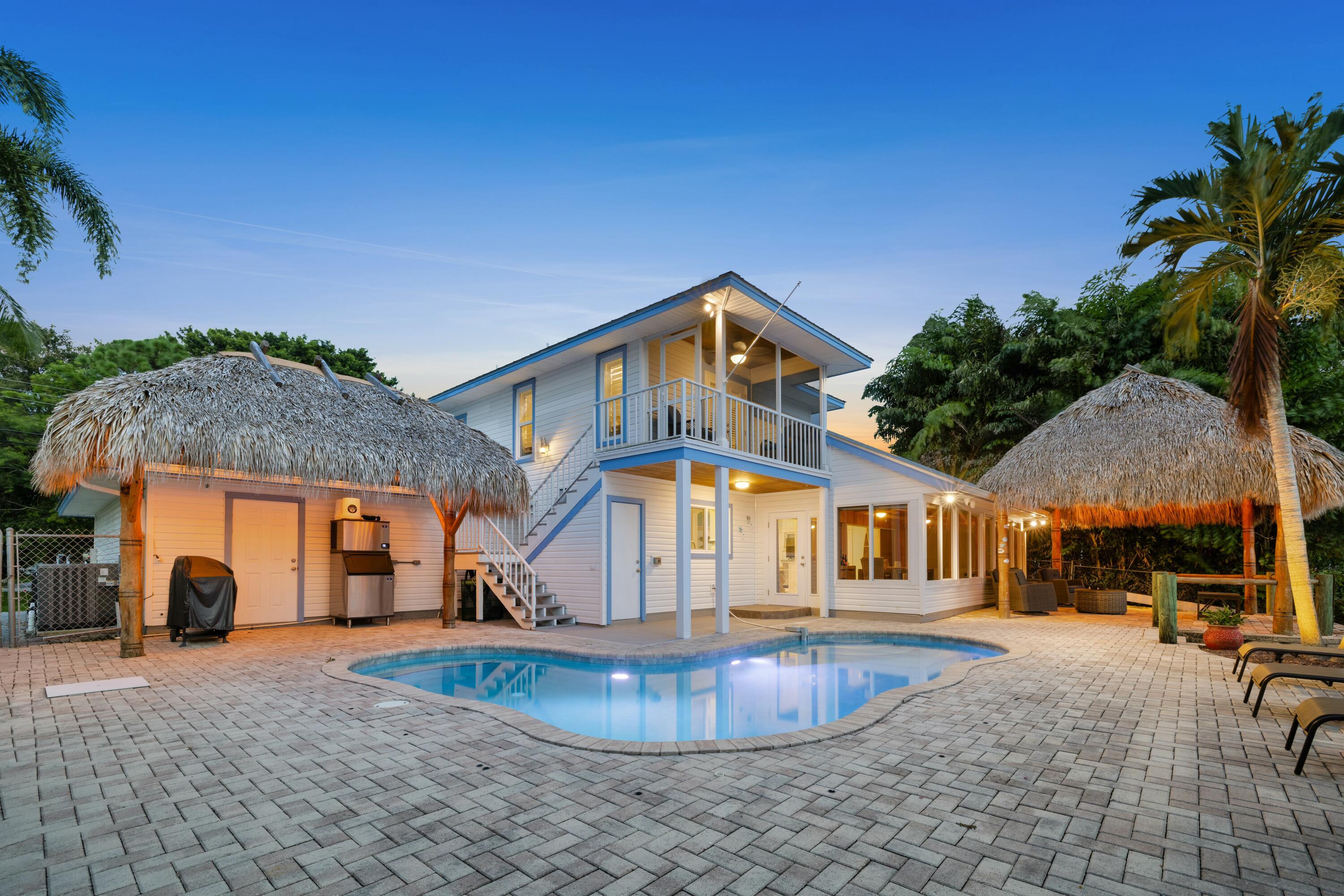 LIGHTHOUSE POINT - Residential