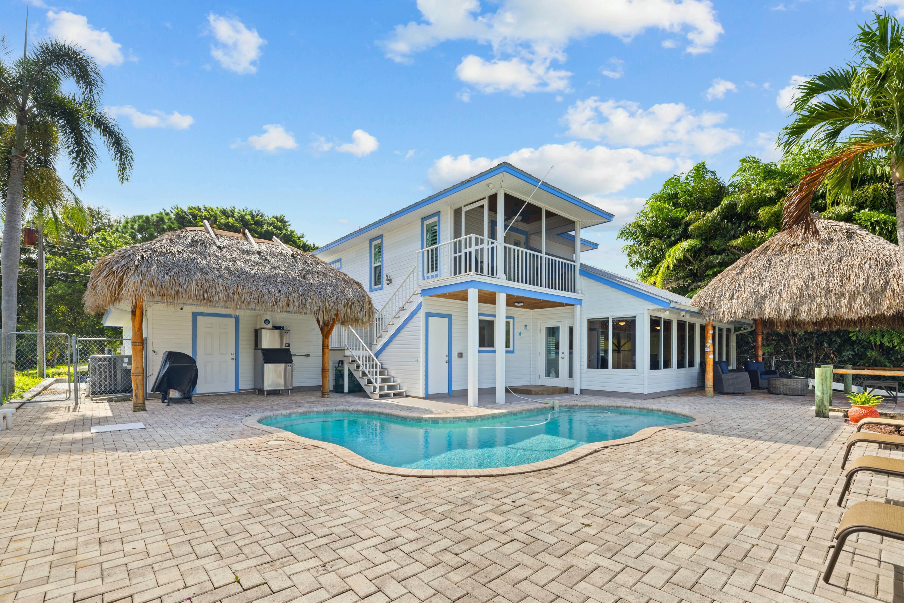 LIGHTHOUSE POINT - Residential