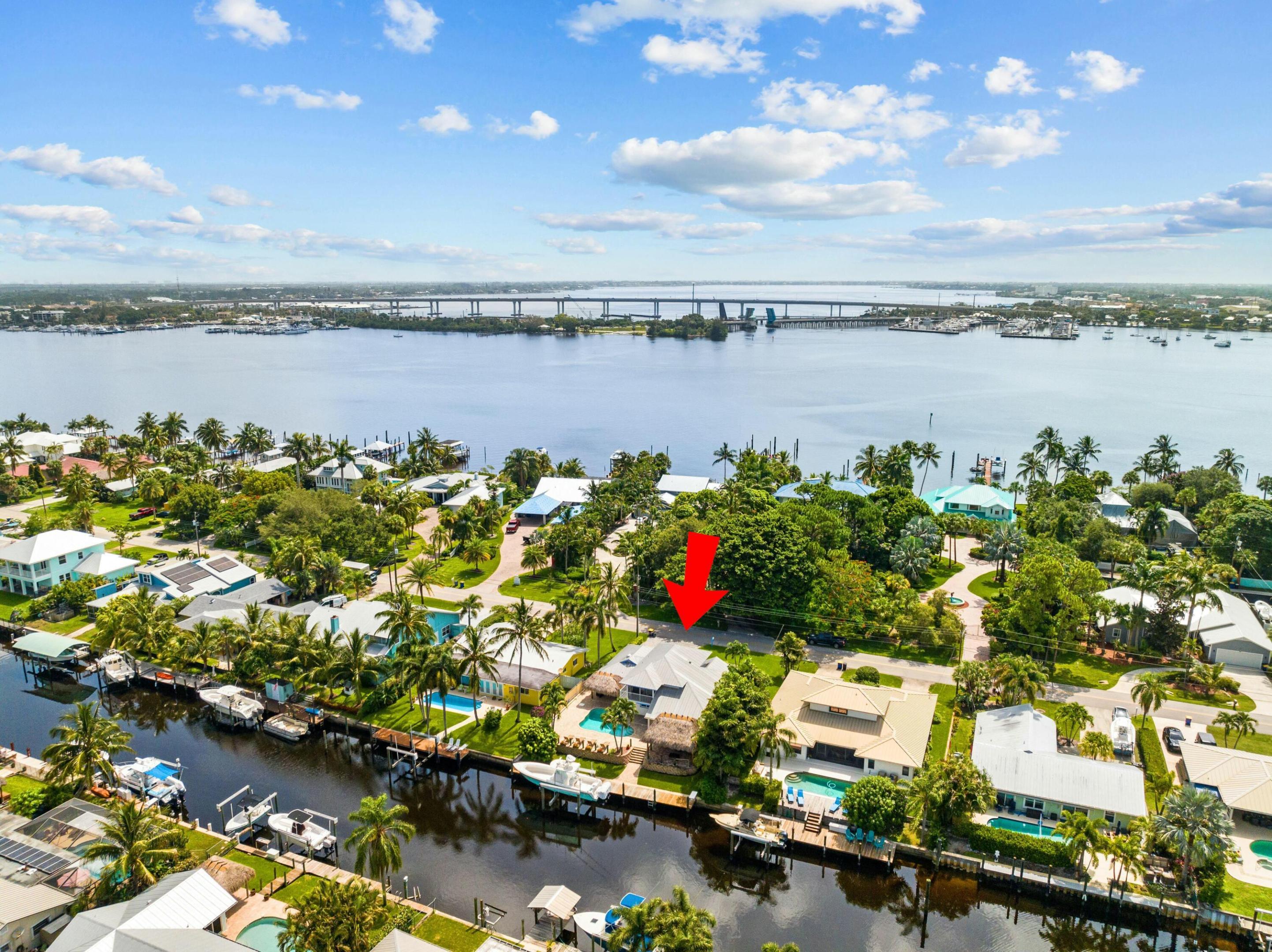 LIGHTHOUSE POINT - Residential