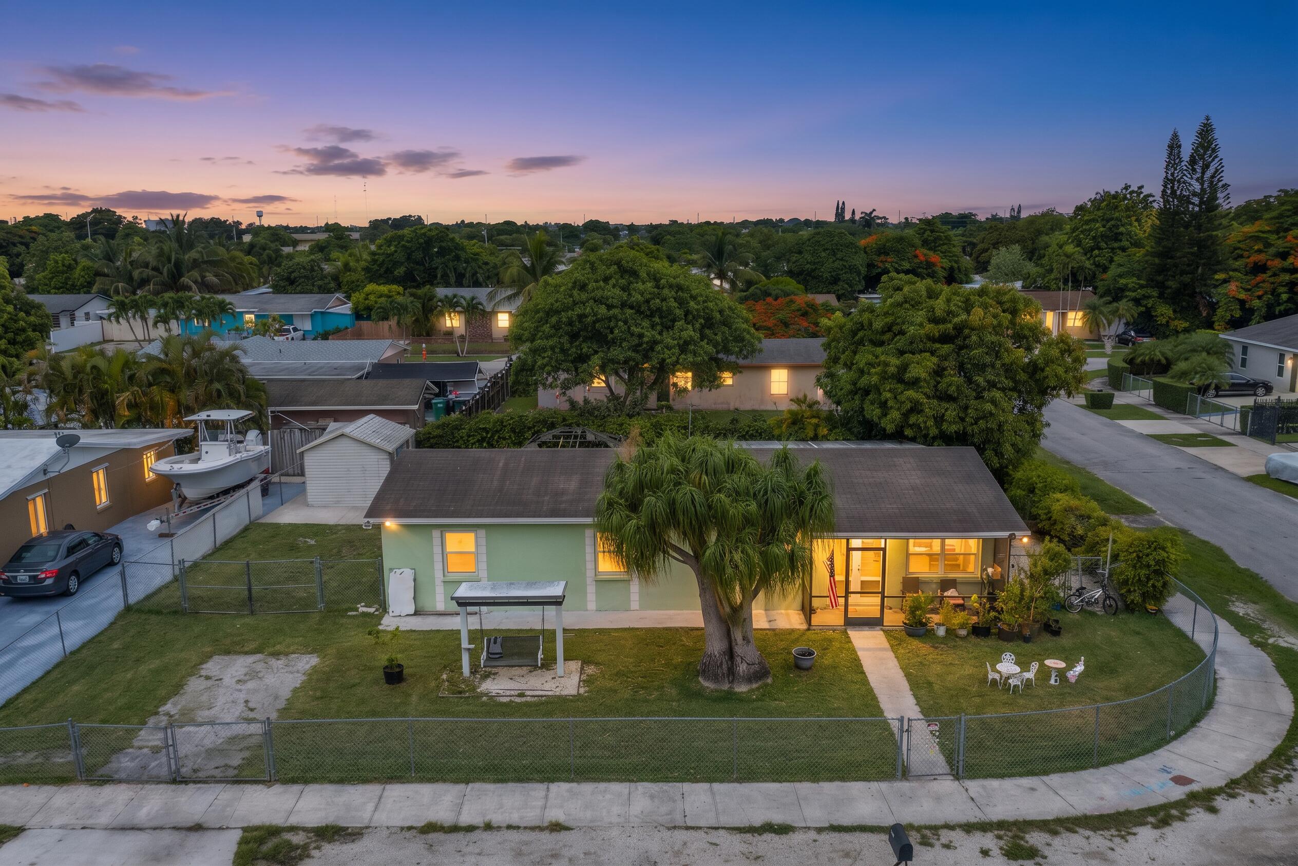 21ST CENTURY HOMES 4TH SEC - Residential