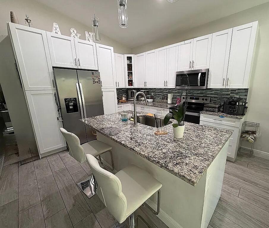 MILITARY PARK NICHOLS ADD - Residential