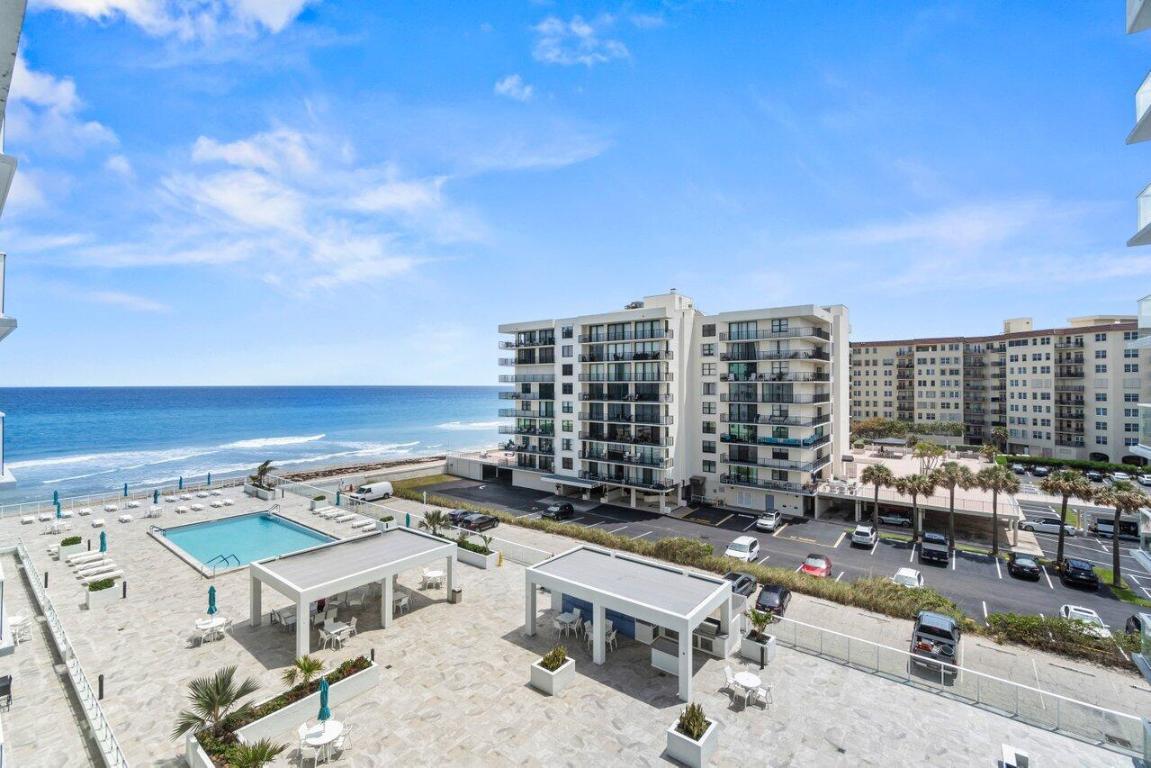 PATRICIAN OF PALM BEACH CONDO - Residential