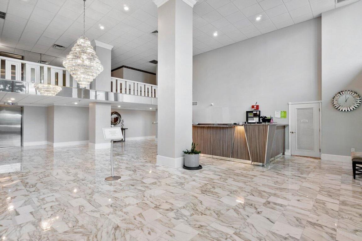 PATRICIAN OF PALM BEACH CONDO - Residential